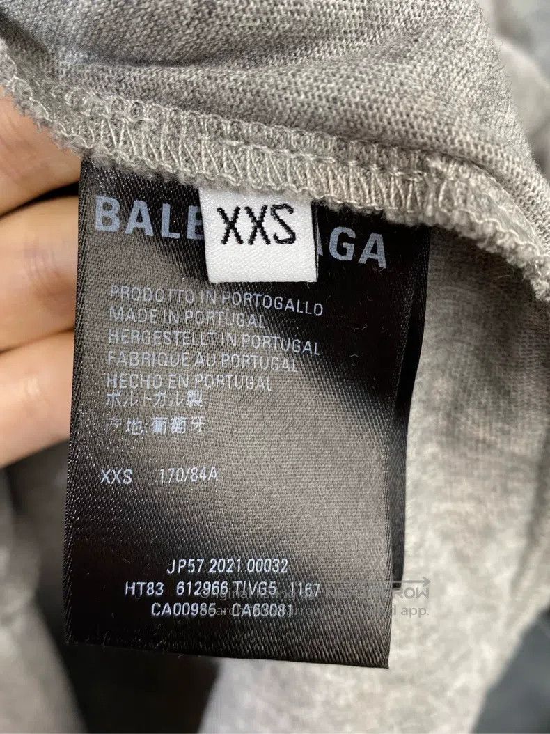 Balenciaga Balenciaga Short-sleeve T-shirt with letter print logo, gr Size US XXS / EU 40 - 6 Thumbnail