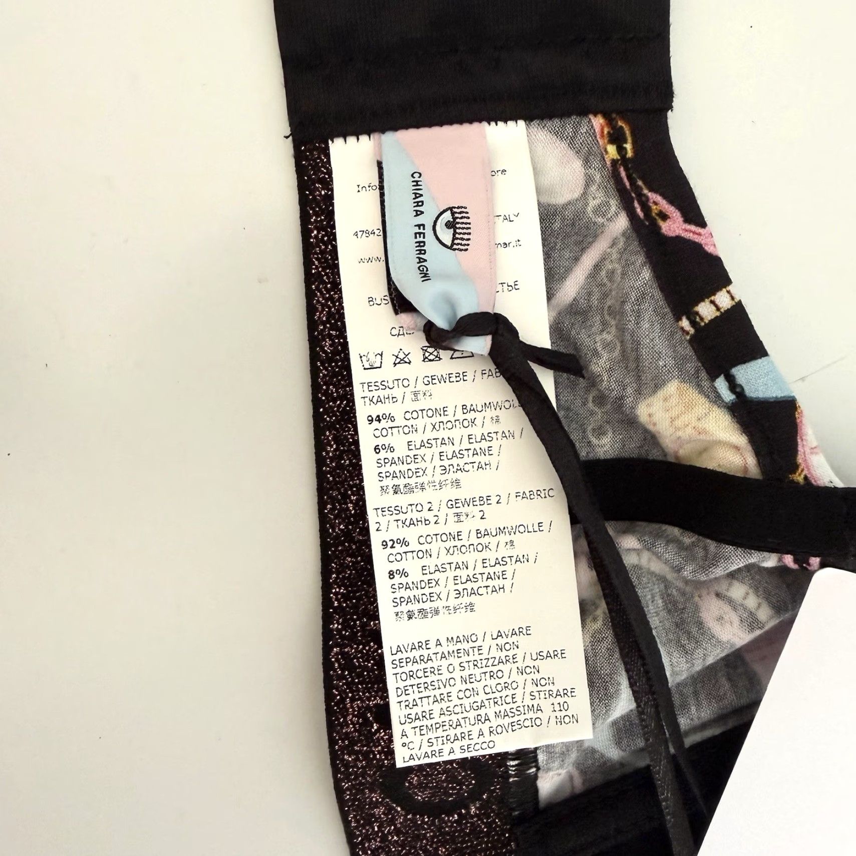 Chiara Ferragni **Chiara Ferragni Bustier Bralette Bra Black Logo Print US 32 XS** User: **Chiara Ferragni Bustier Bralette Bra Black Logo Print Size US 32 XS** Size ONE SIZE - 7 Thumbnail