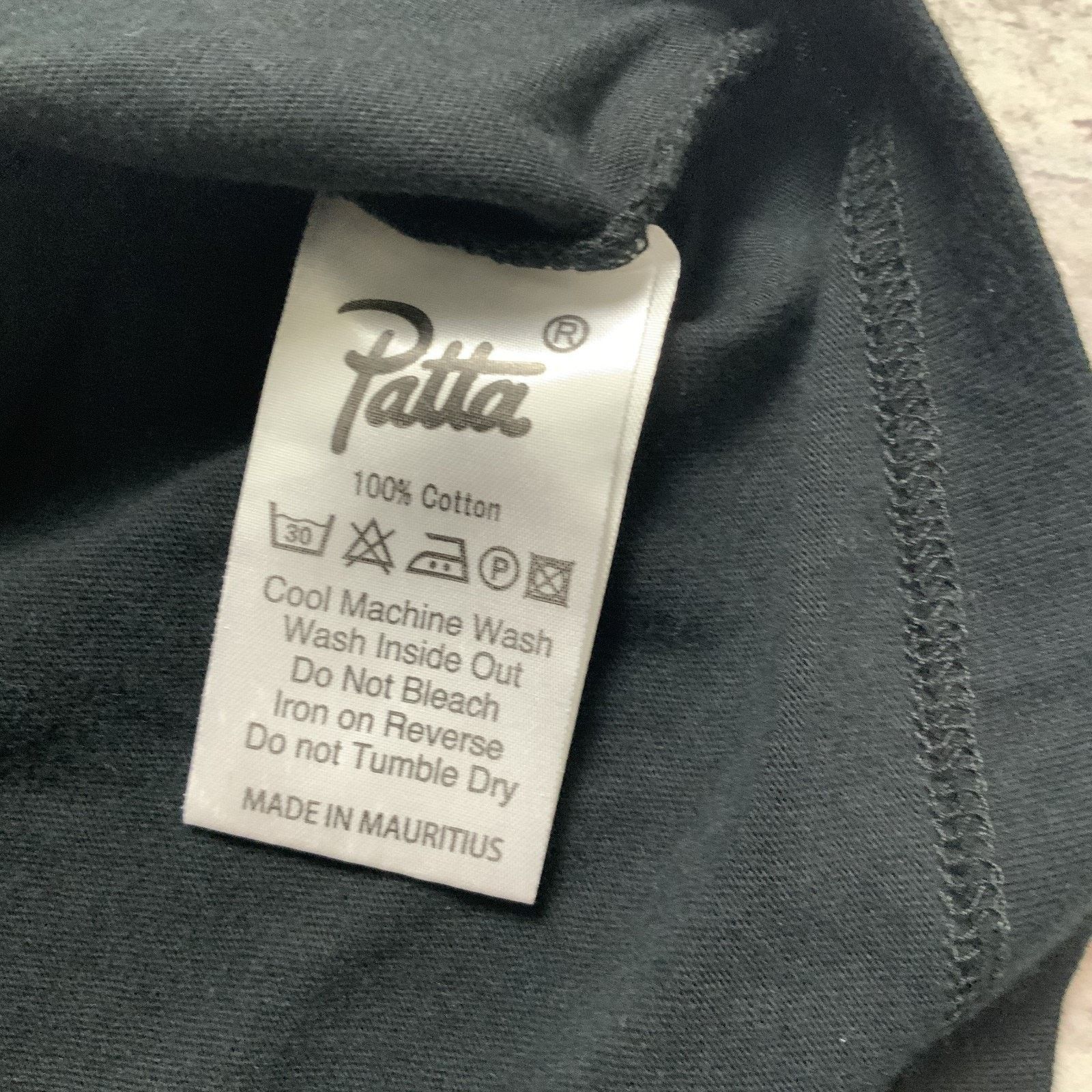 Patta Patta T-Shirt Mens Large Black Fancy Feathers Parrot Size US M / EU 48-50 / 2 - 9 Thumbnail