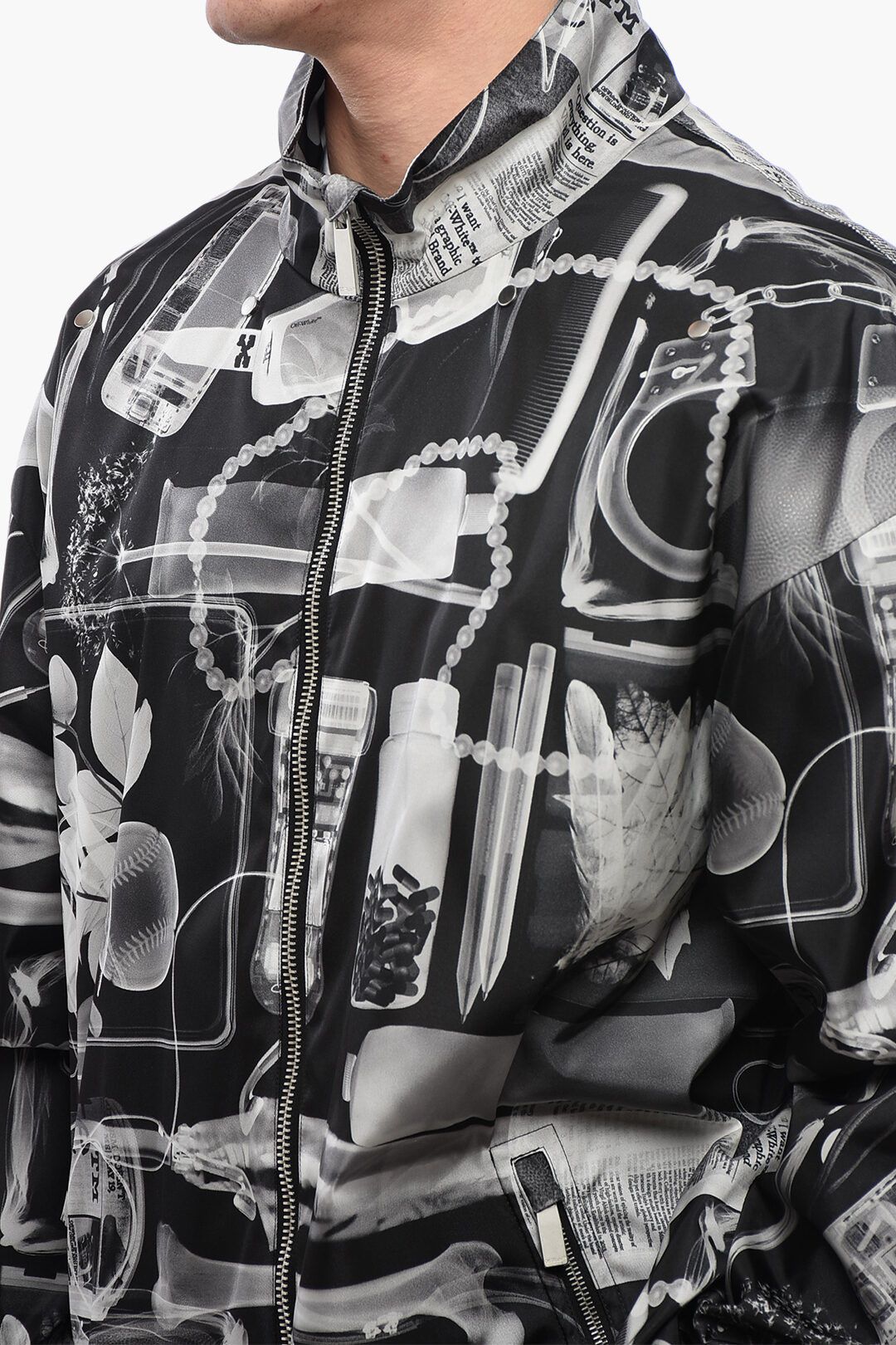 Off-White og1mm1025 Nylon Xray Windbreaker Jacket in Black Size US S / EU 44-46 / 1 - 3 Thumbnail