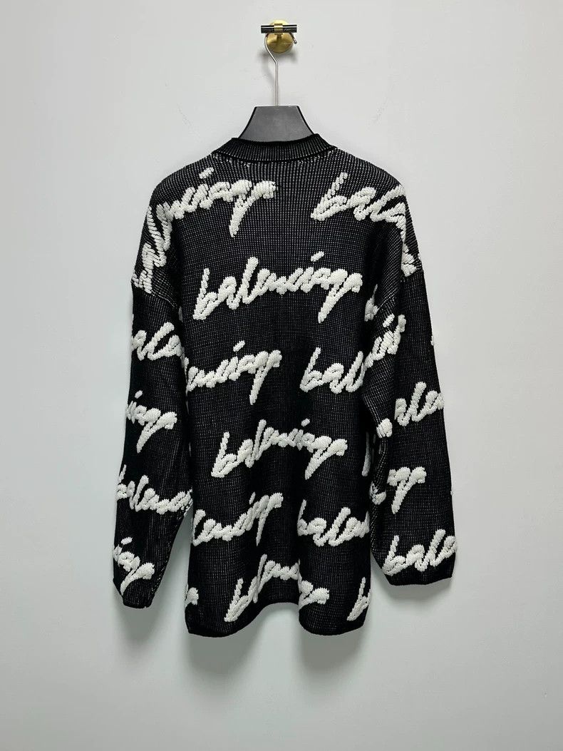 Balenciaga Balenciaga Cursive alphabet bullet screen sweater Size US S / EU 44-46 / 1 - 2 Thumbnail