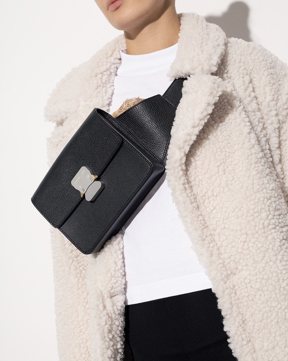1017 ALYX 9SM × Alyx × MMW ALYX crossbody buckle bag Size ONE SIZE - 2 Thumbnail