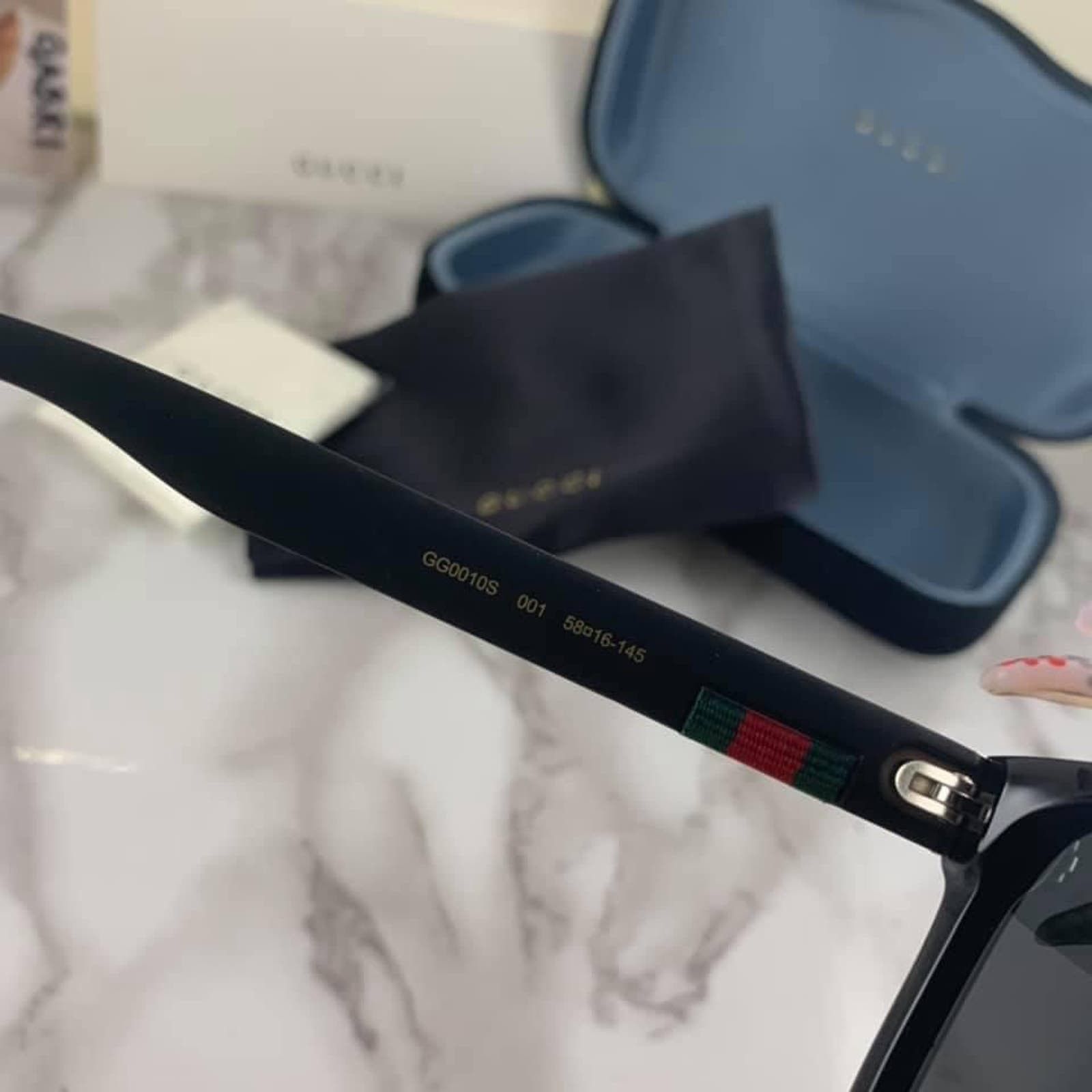 Gucci NEW Gucci GG0010S Black Unisex Sunglasses Size ONE SIZE - 7 Thumbnail