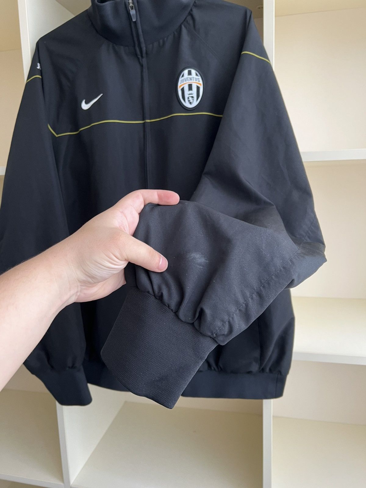 Nike Vintage Nike Juventus Track Jacket Football Soccer Size US XL / EU 56 / 4 - 6 Thumbnail