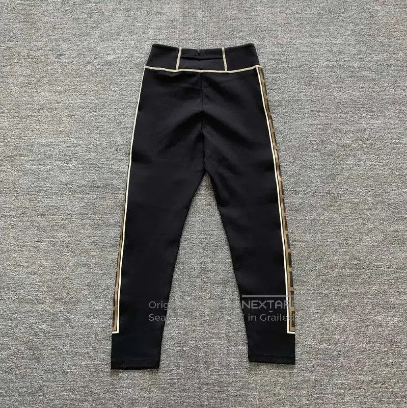 Fendi Fendi Black Cotton Women's Casual Pants . Size 30" / US 8 / IT 44 - 8 Thumbnail