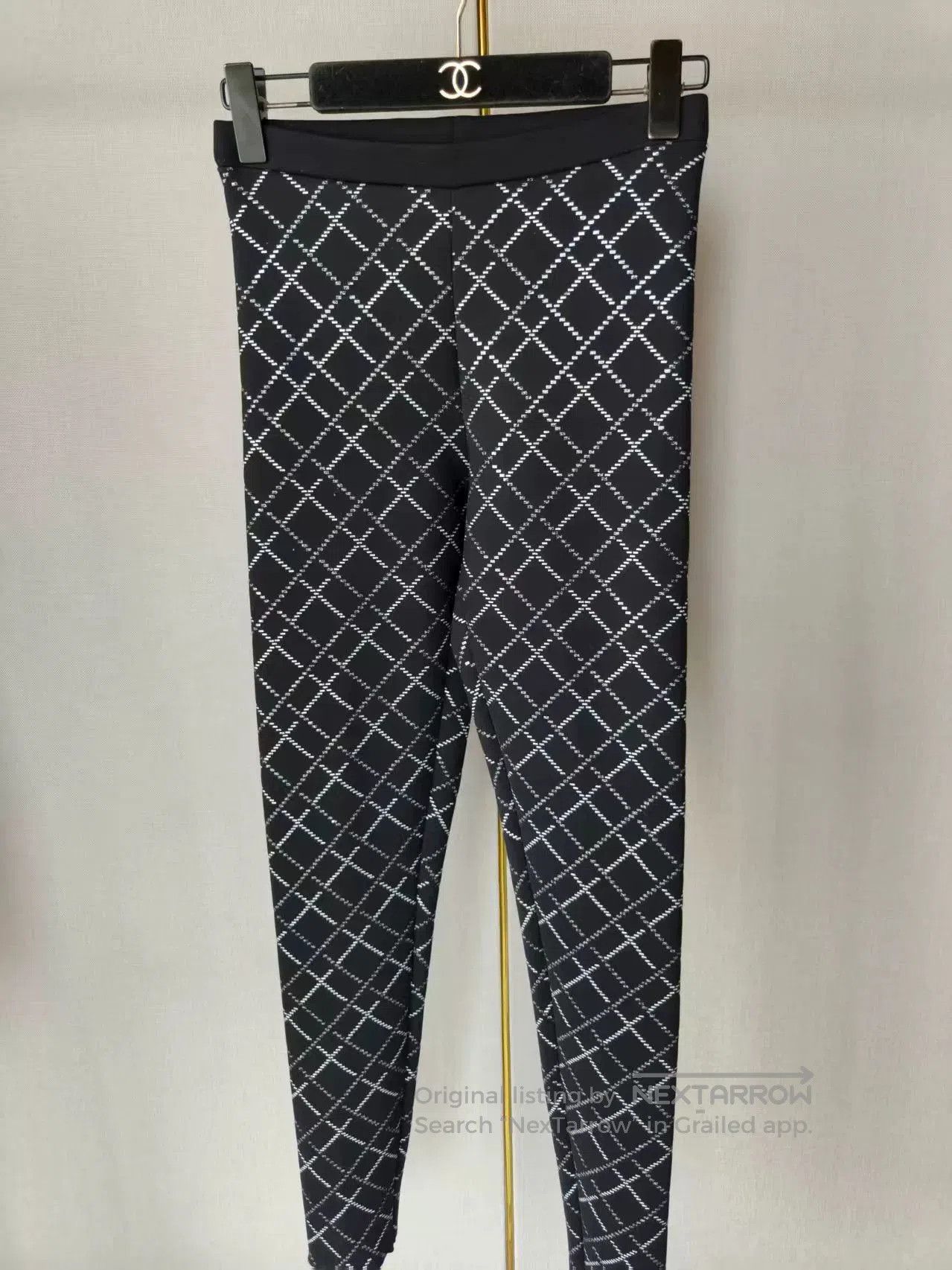 Chanel Chanel Small Logo Trousers. Size 28" / US 6 / IT 42 - 1 Thumbnail