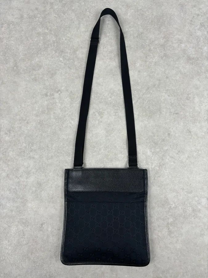Gucci SS2003 Gucci Black Canvas Monogram Crossbody Bag Size ONE SIZE - 4 Thumbnail