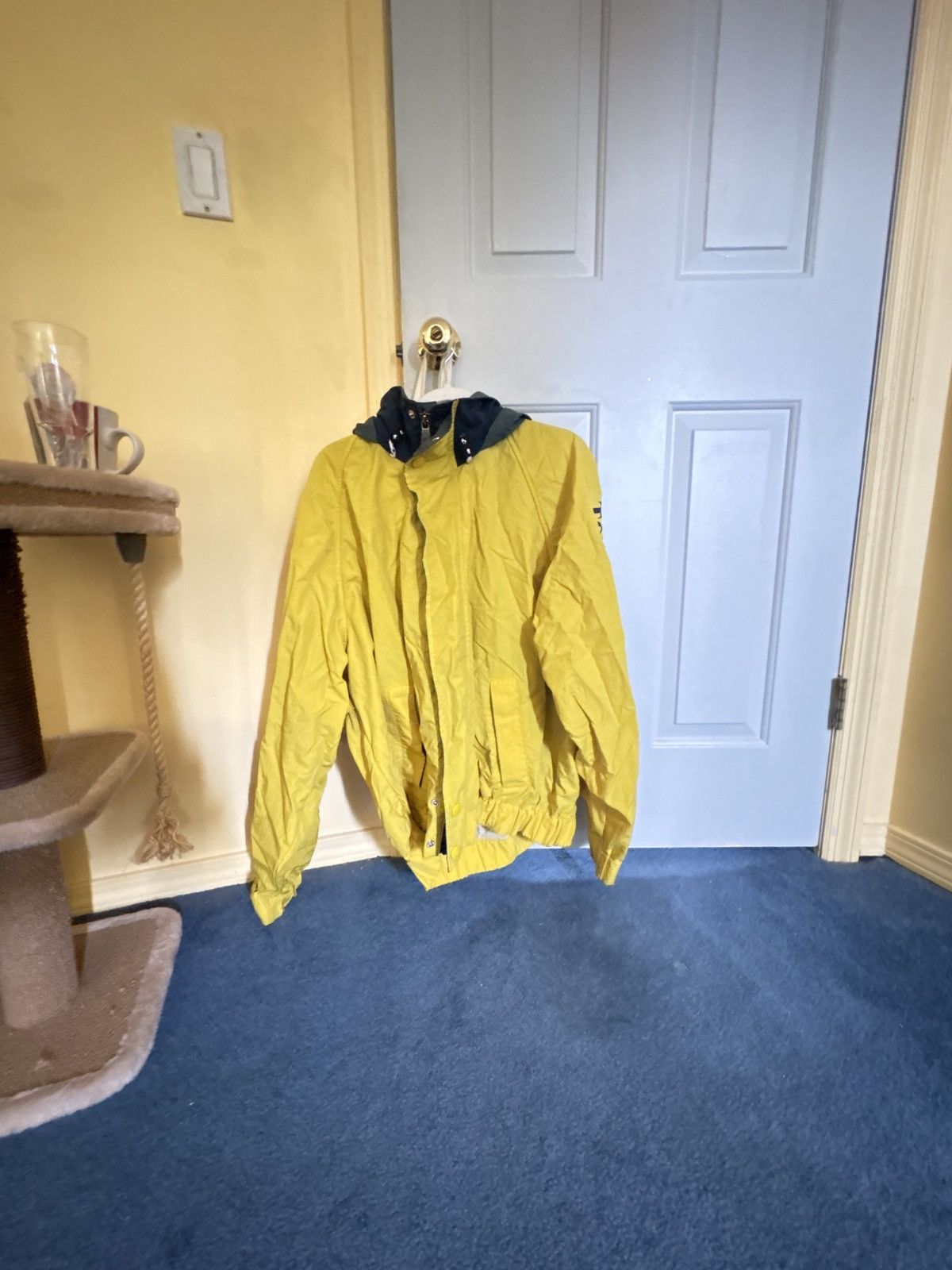 Tommy Hilfiger tommy hildiger yellow sports parka vintage Size US L / EU 52-54 / 3 - 1 Thumbnail
