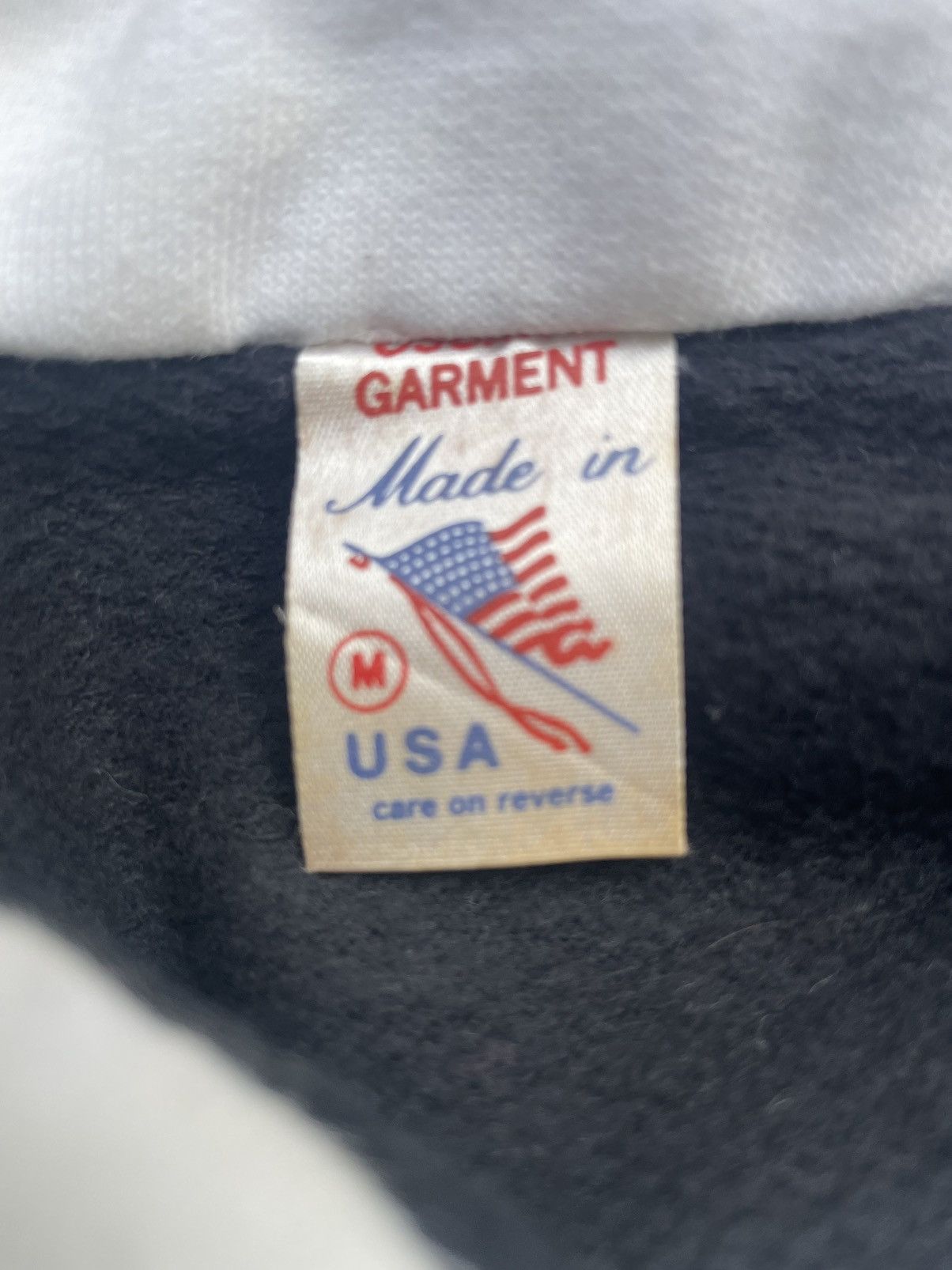 Vintage Vintage Property of Alcatraz Crewneck Size US M / EU 48-50 / 2 - 8 Thumbnail