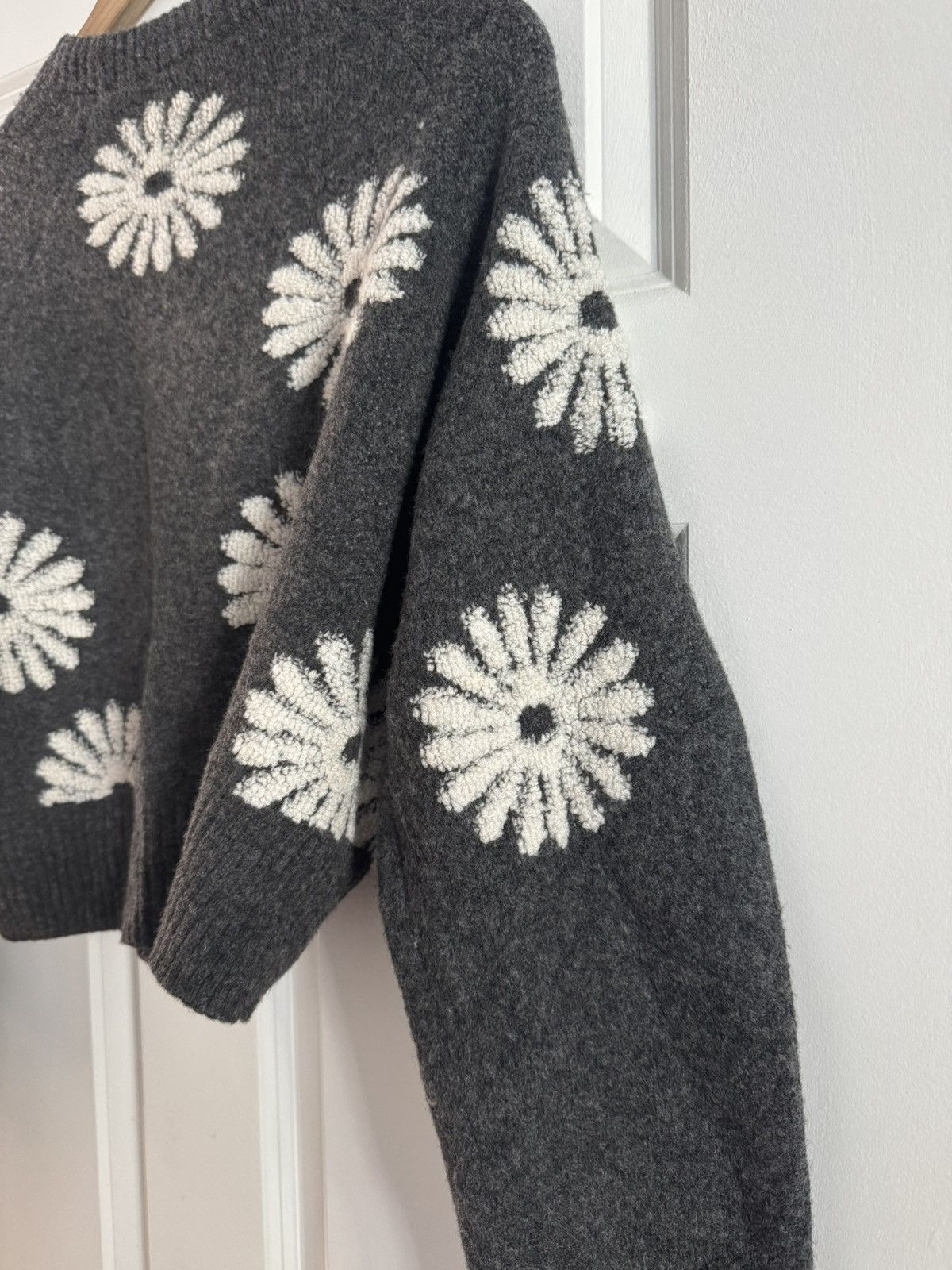 Sandro Sandro Gray Floral Intarsia Knit Size S / US 4 / IT 40 - 4 Thumbnail