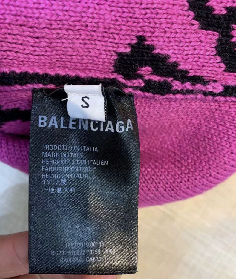 Balenciaga Balenciaga Classic barrage full logo sweater black powder Size US S / EU 44-46 / 1 - 4 Thumbnail