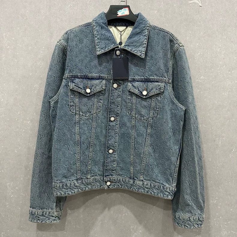 Louis Vuitton Louis Vuitton Old Flower Full Print Pearl Button Denim Jac Size US L / EU 52-54 / 3 - 1 Thumbnail