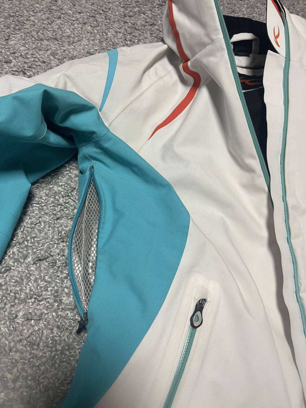 KJUS Kjus ladies ski jacket size M Size M / US 6-8 / IT 42-44 - 18 Thumbnail