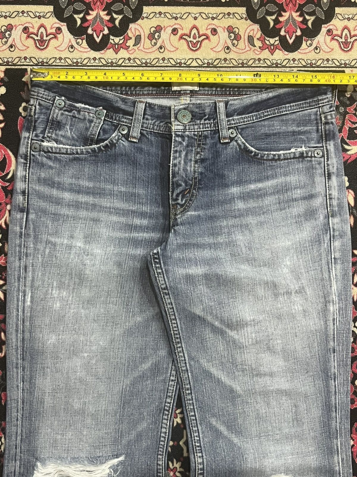 Levi's Vintage Y2K Levi’s Blue Washed Distressed Flare Jeans Size 32" / US 10 / IT 46 - 12 Thumbnail