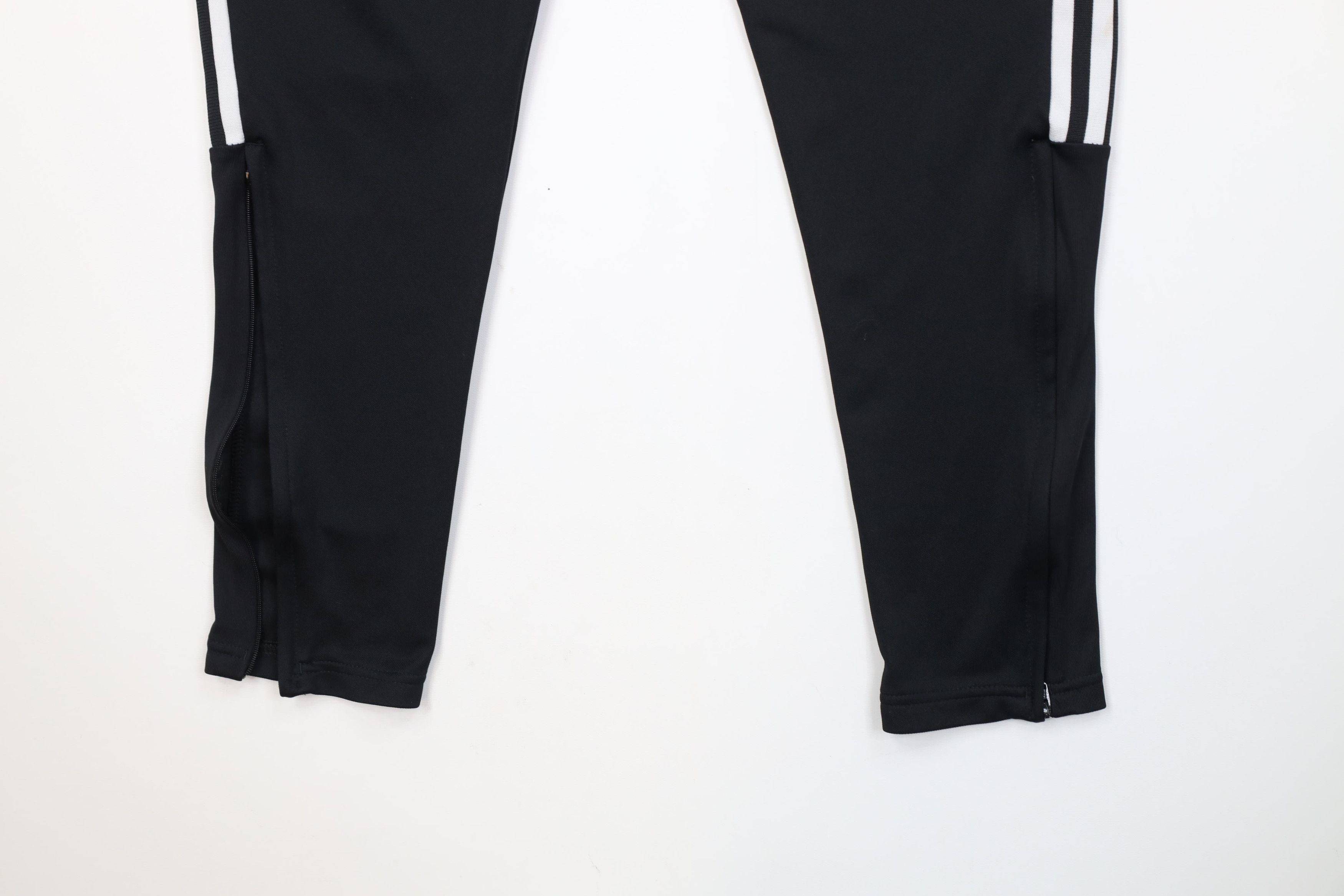 Adidas Vintage Y2K Adidas Tapered Leg Running Warm Up Sweatpants Size US 34 / EU 50 - 12 Thumbnail