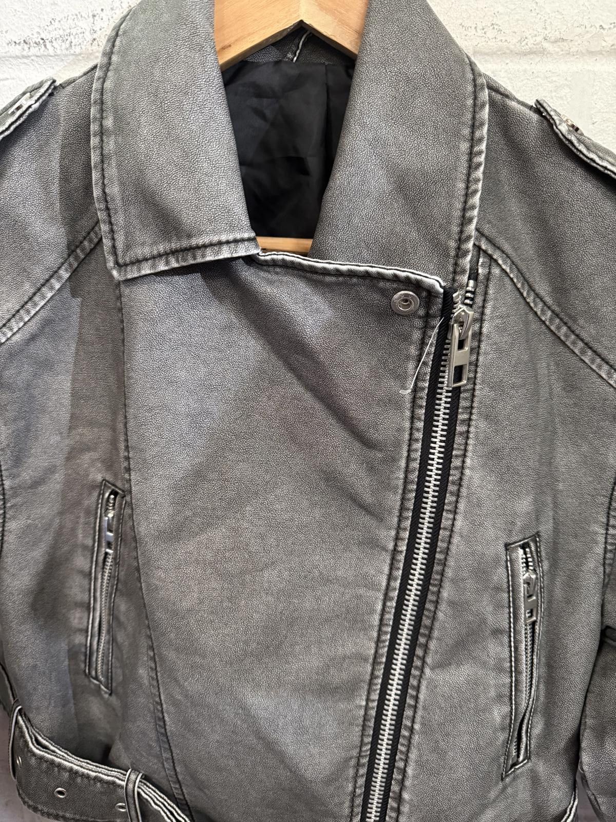 Unknown London Women's Grey Faux Leather Biker Jacket with Belt Size S / US 4 / IT 40 - 3 Thumbnail