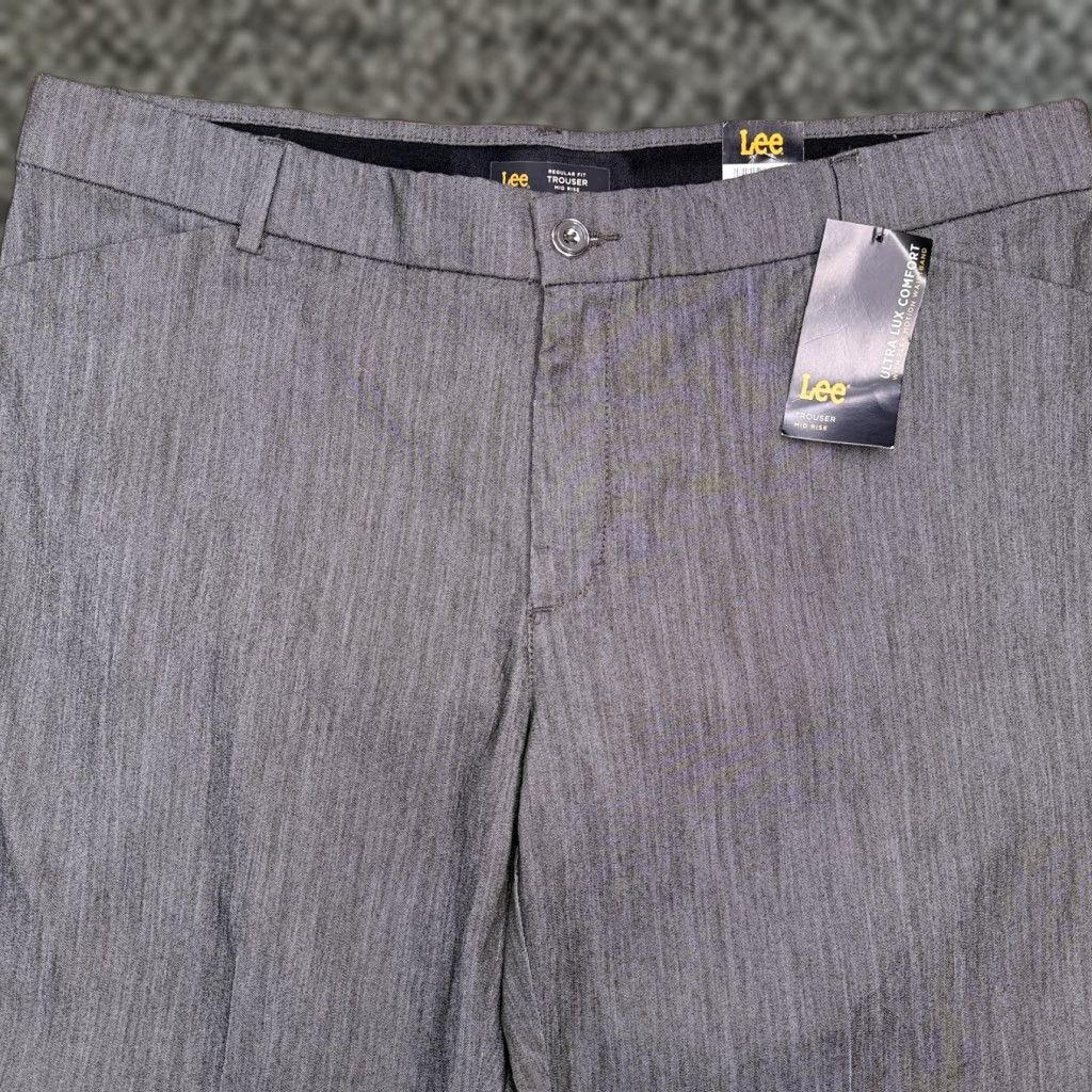 Lee Lee Pants Womens 18 Short Mid Rise Comfort Chino Bootcut Gray Size 40" / US 18 - 1 Thumbnail