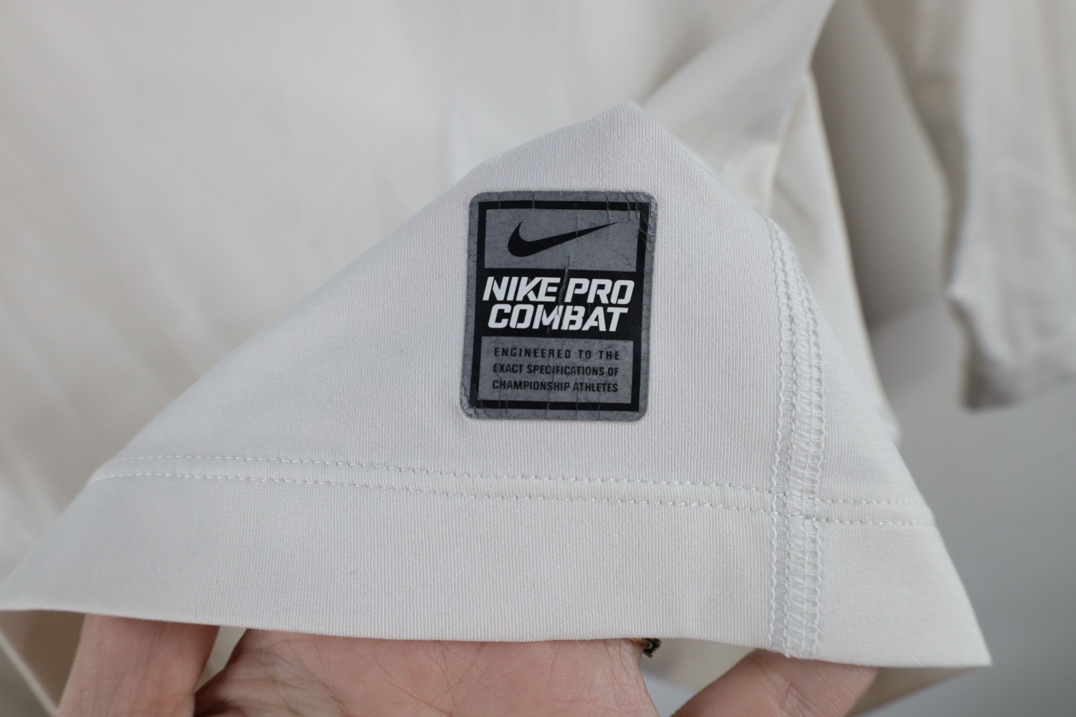 Nike × Vintage Vintage Nike Pro Combat Compression Training T-Shirt White Size US M / EU 48-50 / 2 - 6 Thumbnail