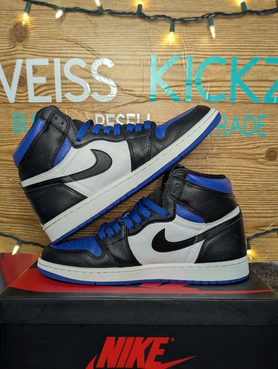 Jordan Brand Jordan 1 royal toe Size US 9.5 / EU 42-43 - 3 Thumbnail