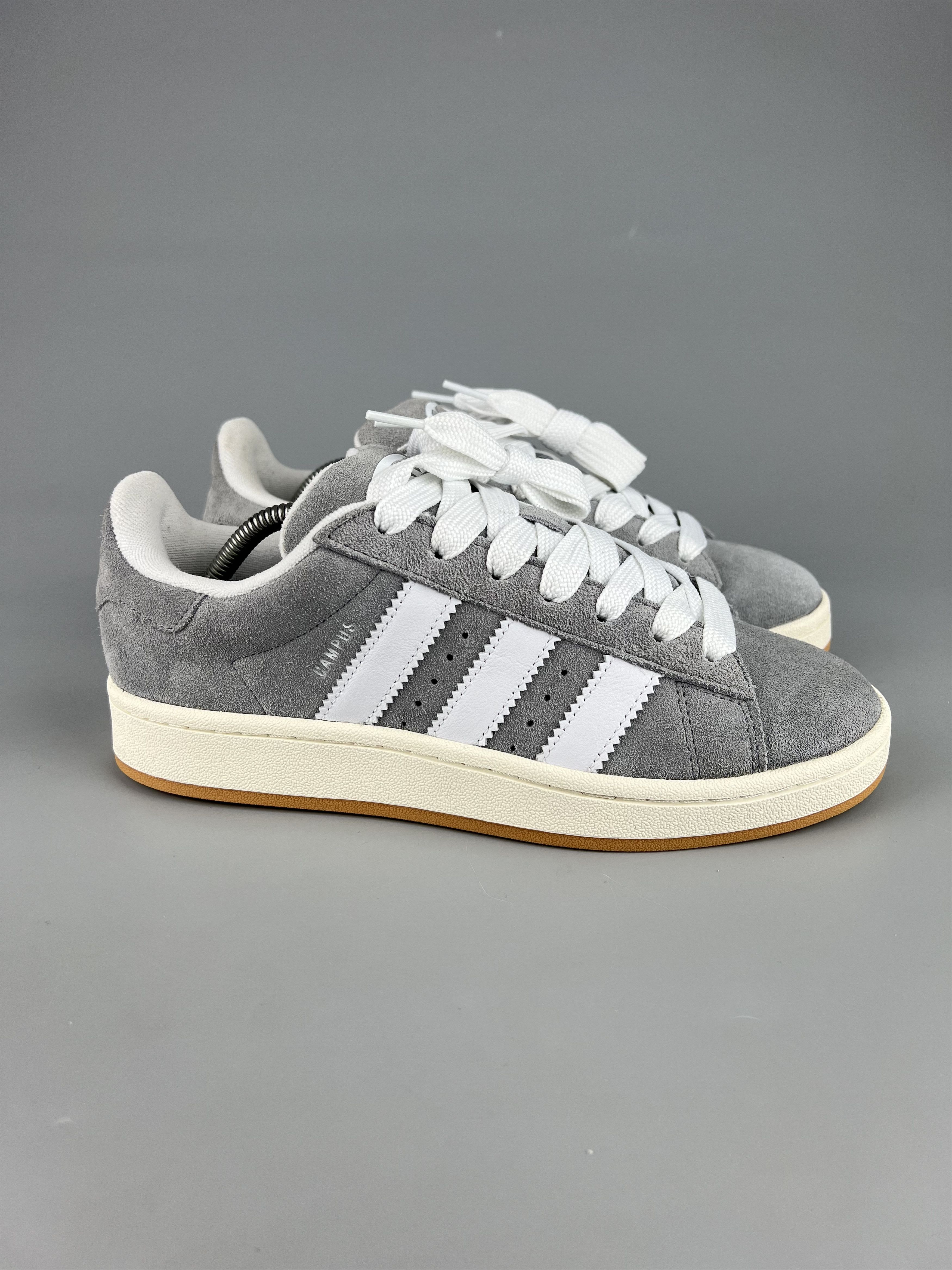 adidas gazelle silver green womens Last Resort AB CM001 Lo LT Grey/White, 9