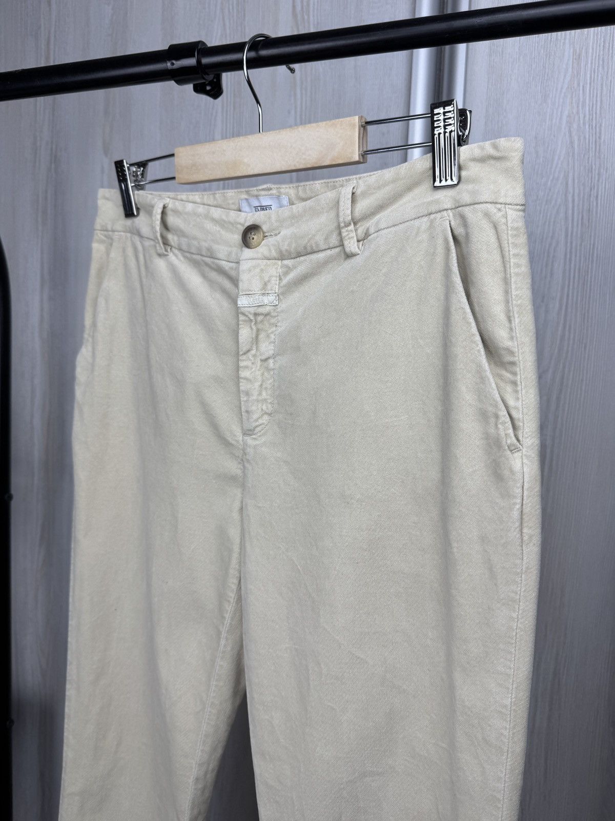 CLOSED Closed Stewart beige cropped chino pants Size 29" - 3 Thumbnail