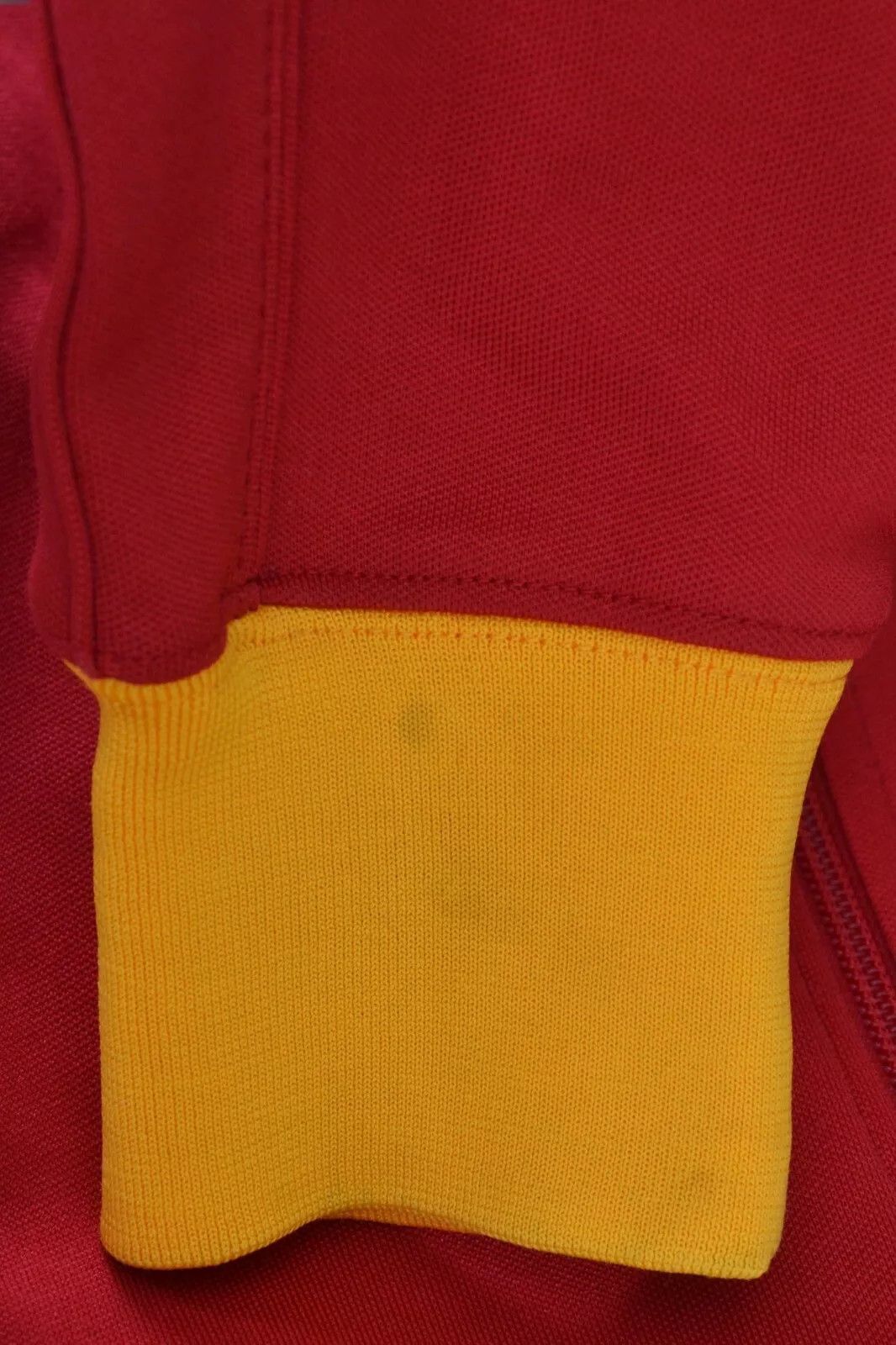 Nike GALATASARAY 2013/2014 FOOTBALL JACKET JERSEY NIKE SIZE M Size US M / EU 48-50 / 2 - 3 Thumbnail