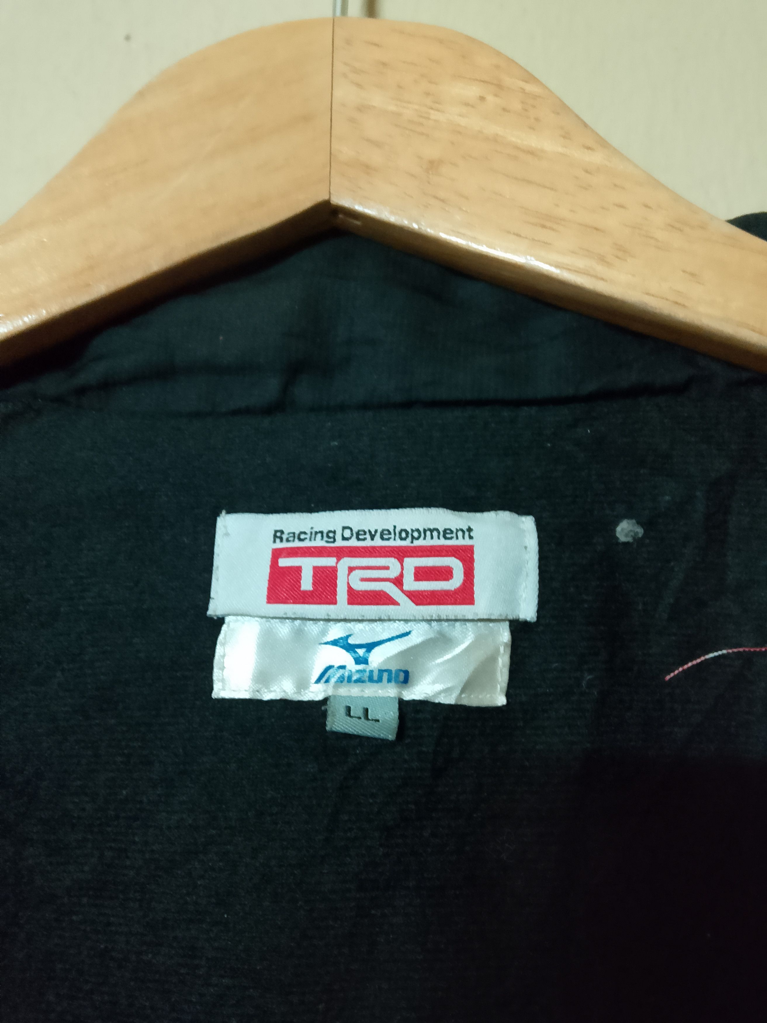 Other TRD Racing Development X Mizuno Size US L / EU 52-54 / 3 - 6 Thumbnail