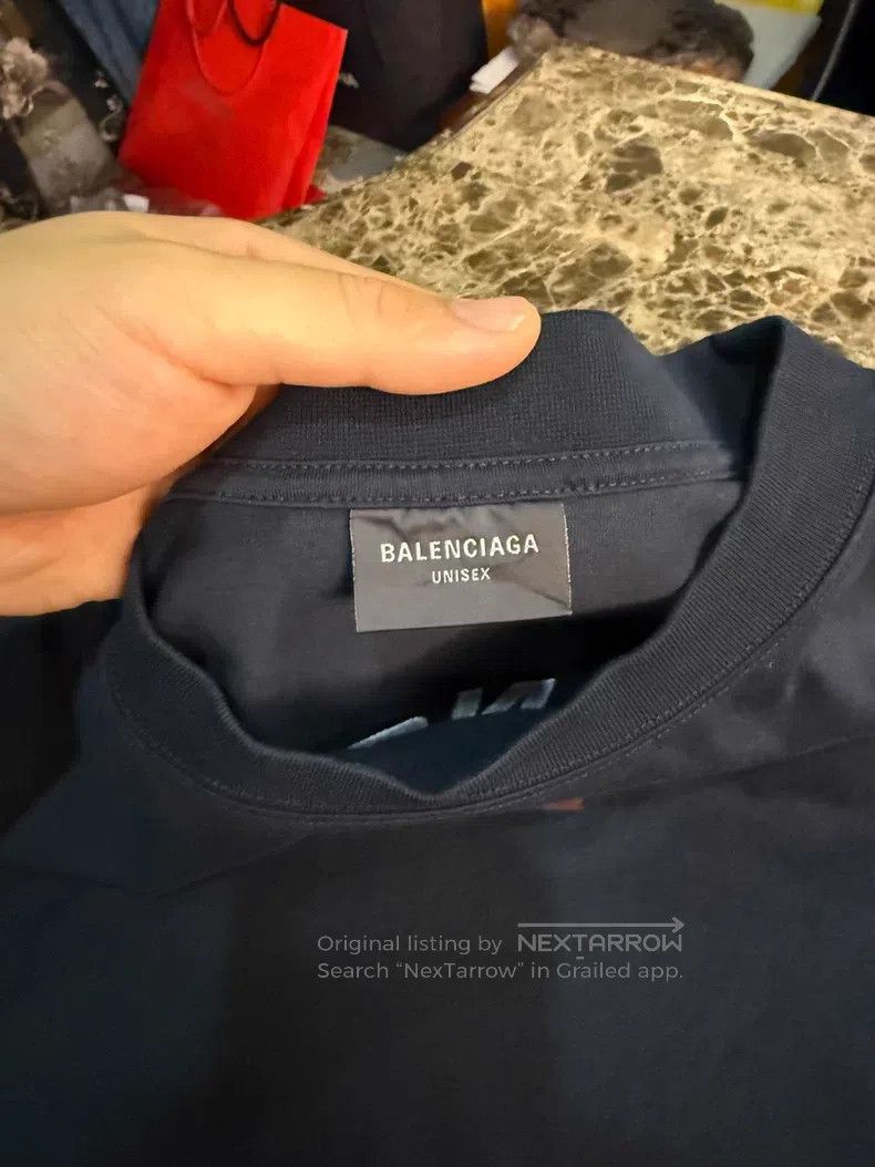 Balenciaga Balenciaga Short Sleeve T-Shirt Size US S / EU 44-46 / 1 - 5 Thumbnail