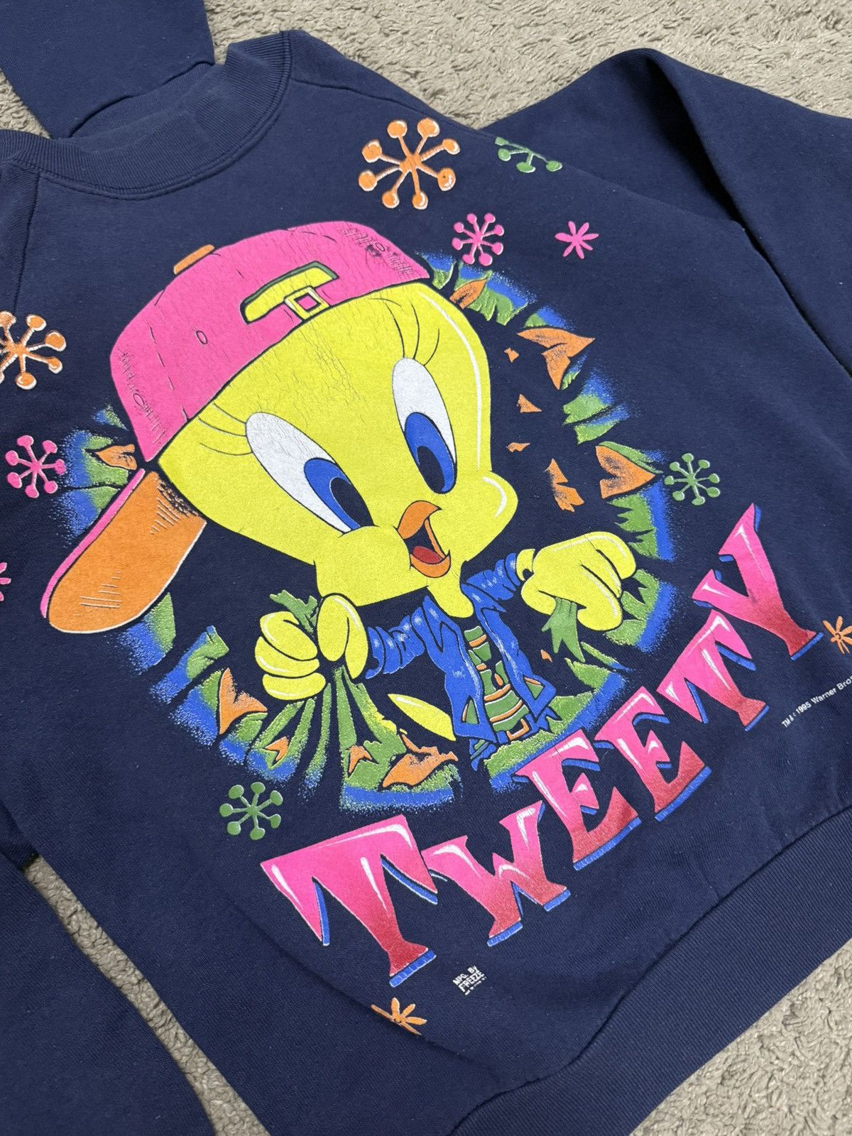Warner Bros Vintage 90’ Taz Mania Dallas Cowboy Tweety Sweashirt Size US S / EU 44-46 / 1 - 3 Thumbnail