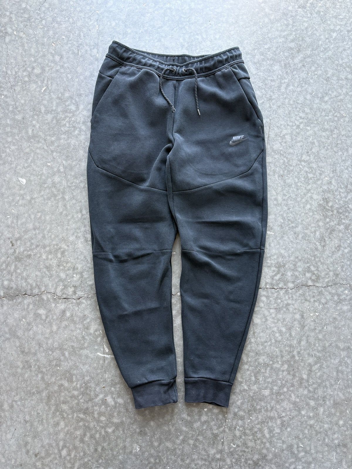 Nike Black Nike Tech Sweatpants Size Small Size US 28 / EU 44 - 1 Thumbnail