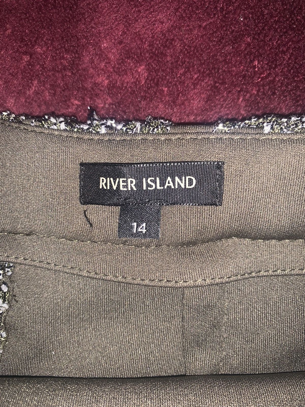 River Island River Island Mid-Length Skirt Size 32" / US 10 / IT 46 - 3 Thumbnail