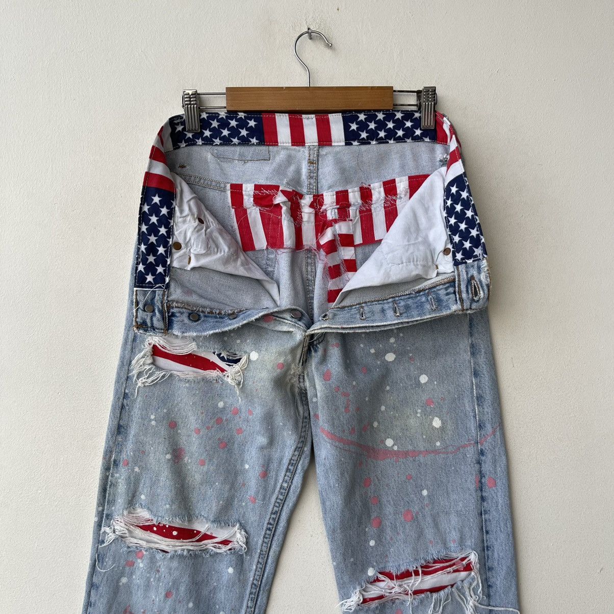 Levi's 90s Levi’s 501 Reworked Americana Paint Splatter Denim Jeans Size US 32 / EU 48 - 16 Thumbnail