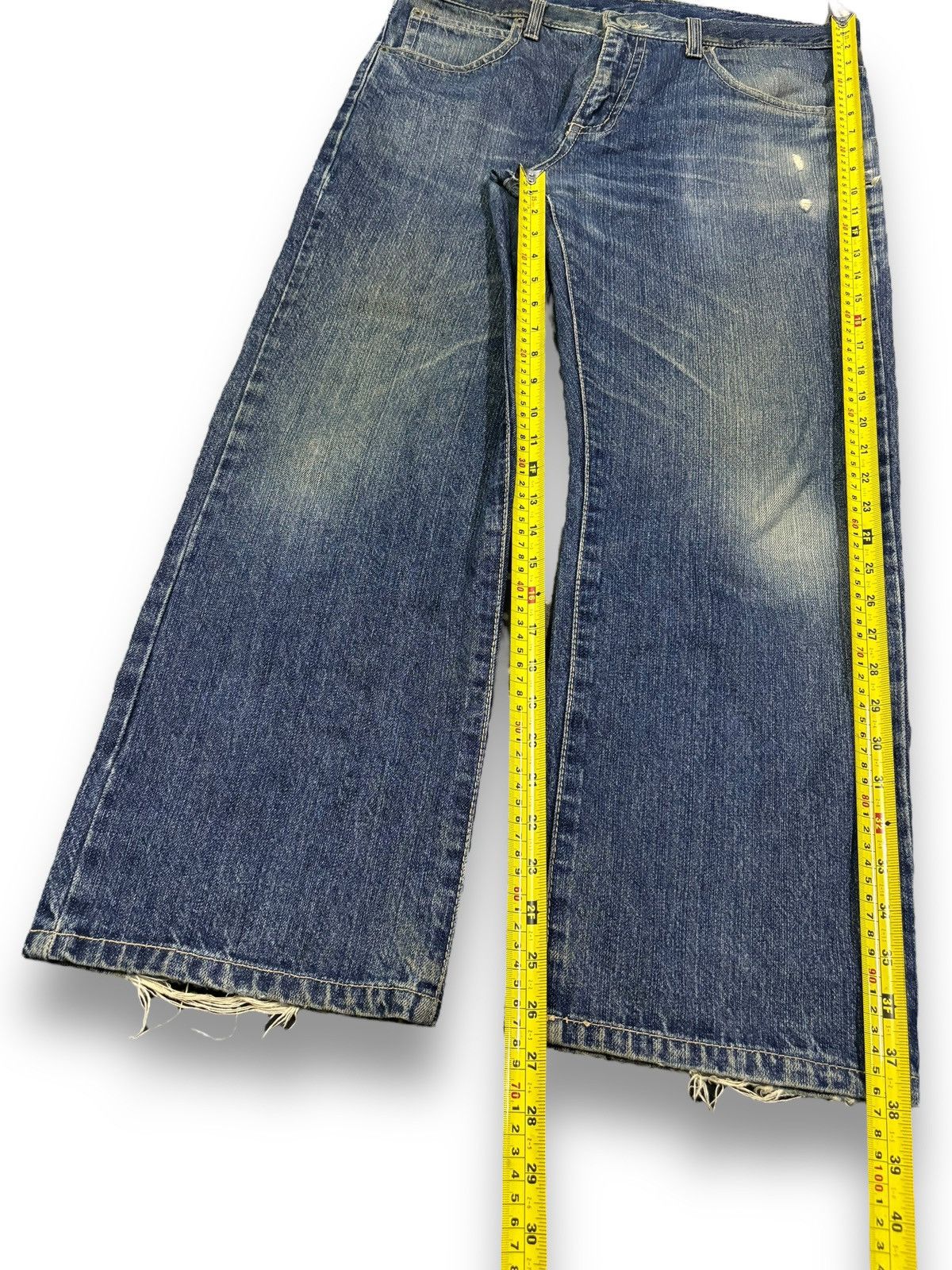 Japanese Brand Vintage Japanese Brand Blue Washed Loose Fit Ripped Jeans Size US 34 / EU 50 - 15 Thumbnail