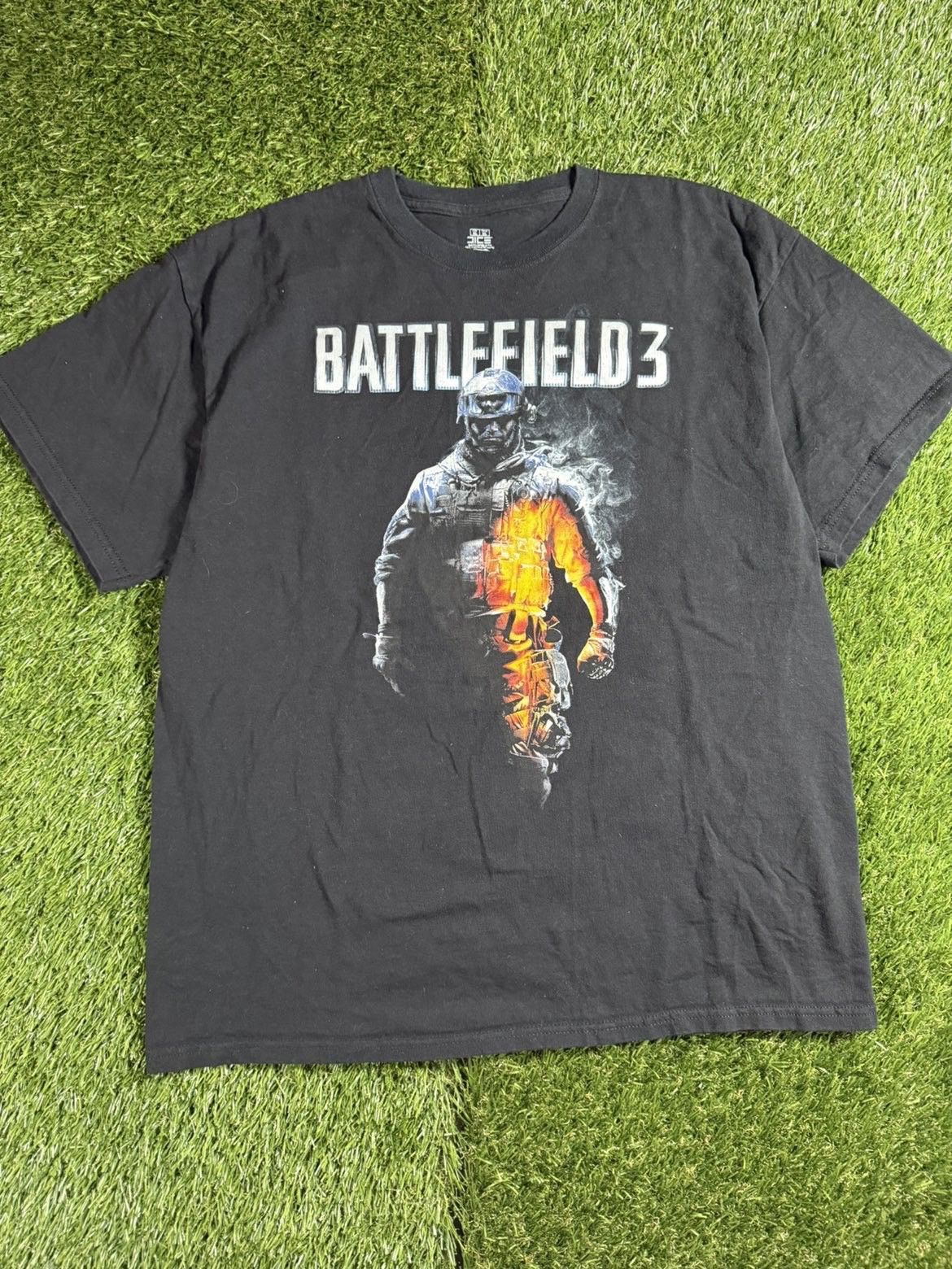 Microsoft Vintage Y2K Battlefield 3 Video game Microsoft Xbox Tee Size US XL / EU 56 / 4 - 1 Thumbnail