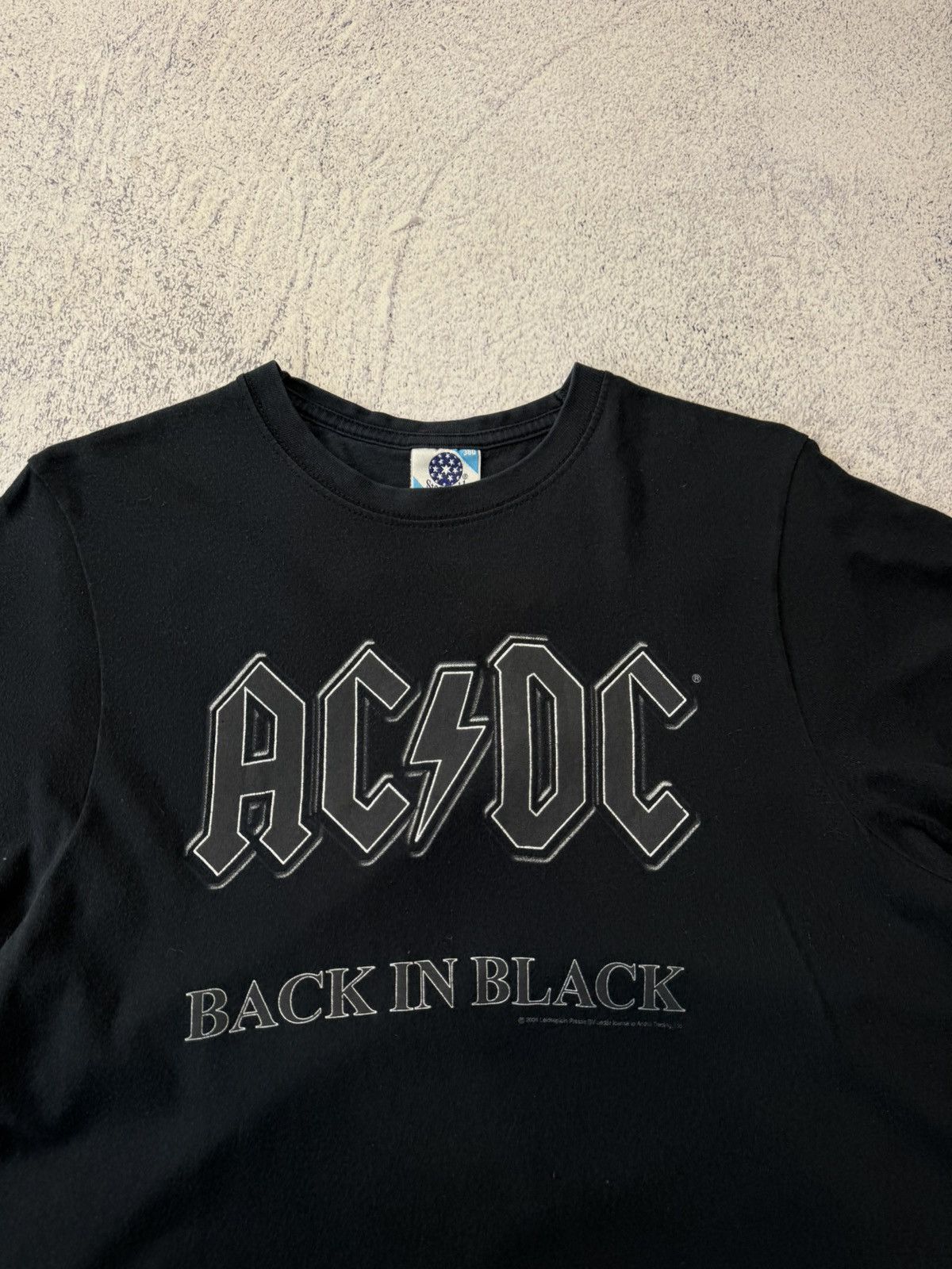 AC/DC Vintage AC/DC Back in Black 2004 T-shirts tour tee Size US L / EU 52-54 / 3 - 12 Thumbnail