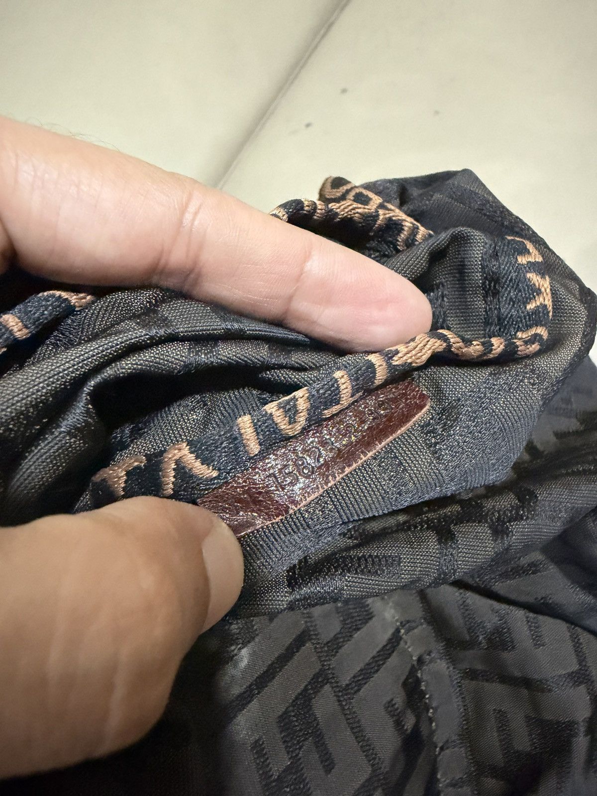 Fendi Authentic Fendi Zucca Monogram Tote Bag Size ONE SIZE - 19 Thumbnail