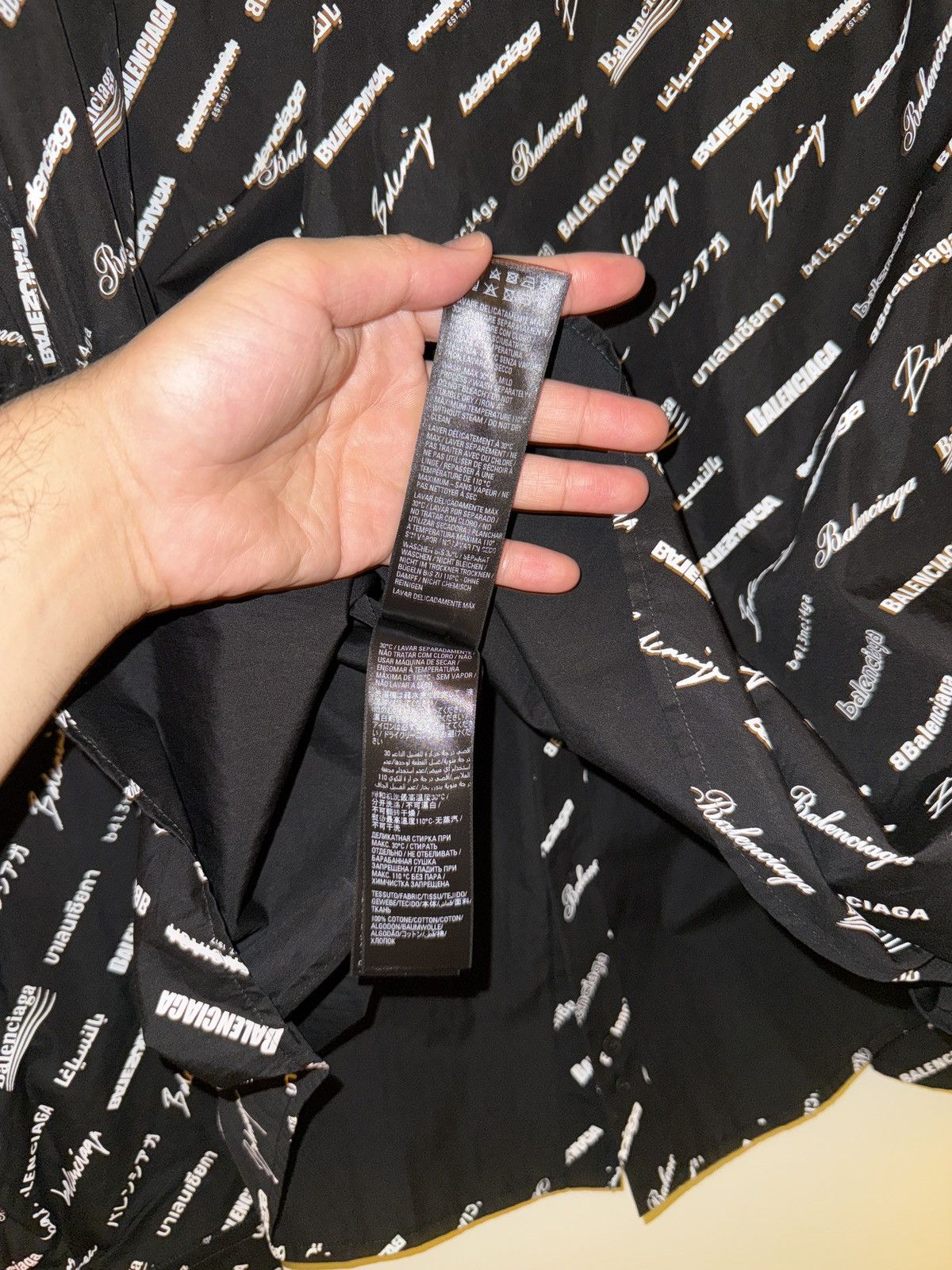 Balenciaga Balenciaga Signature Print Button-Up 39 Size US S / EU 44-46 / 1 - 17 Thumbnail