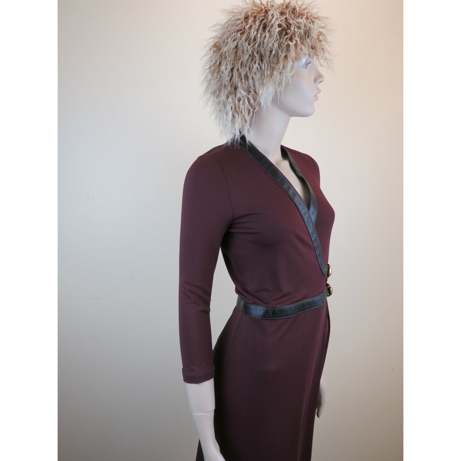 Gucci GUCCI WOOL BURGUNDY LEATHER SLEEVES GOLD BUCKLES DRESS 38 IT Size M / US 6-8 / IT 42-44 - 10 Thumbnail