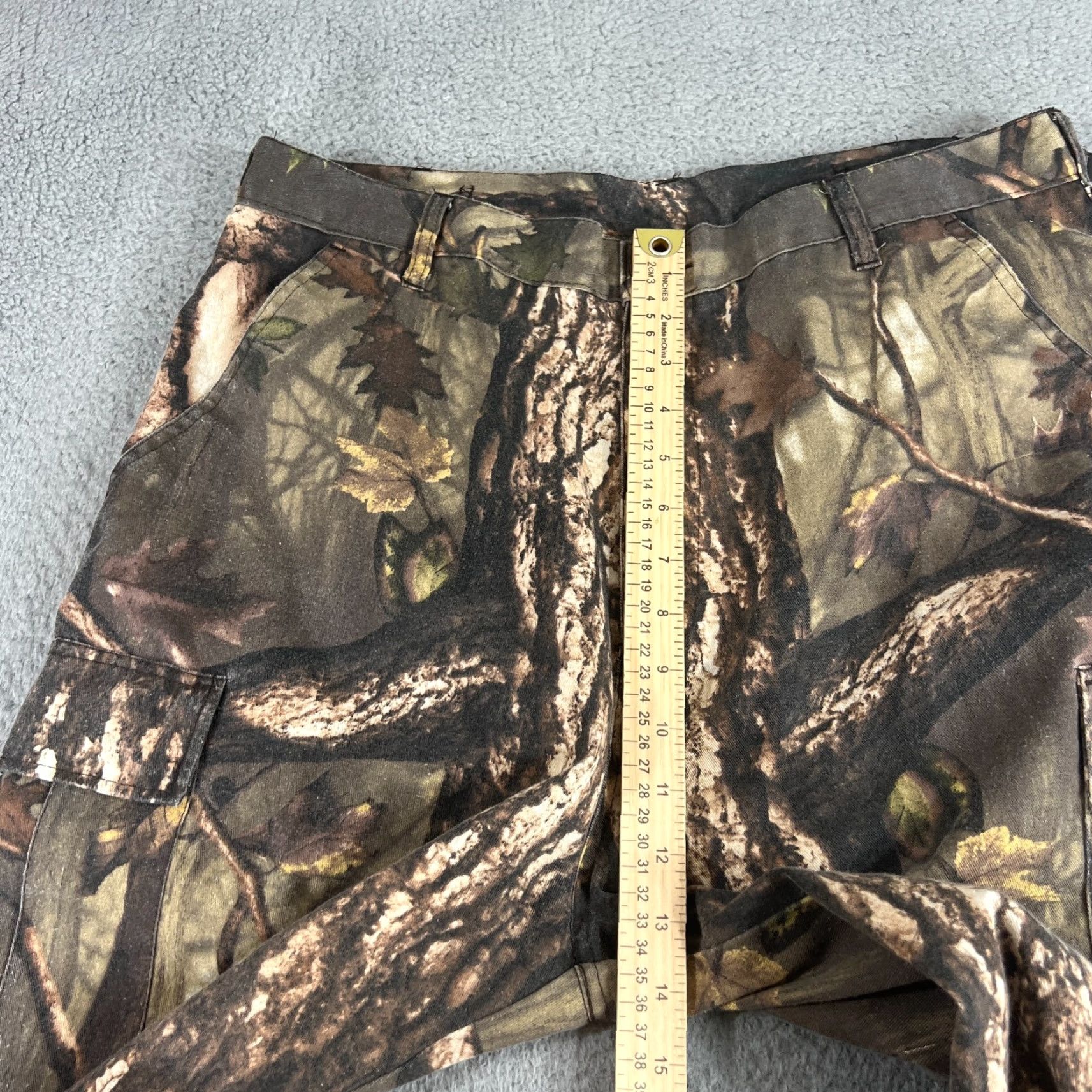 Vintage Magellan Outdoors Pants Mens Large Camo Realtree Cargo Hunting Utility Mens Pants Camouflage Brown Cotton Blend Zip Front Pockets 32 In Inseam Size US 33 - 4 Thumbnail