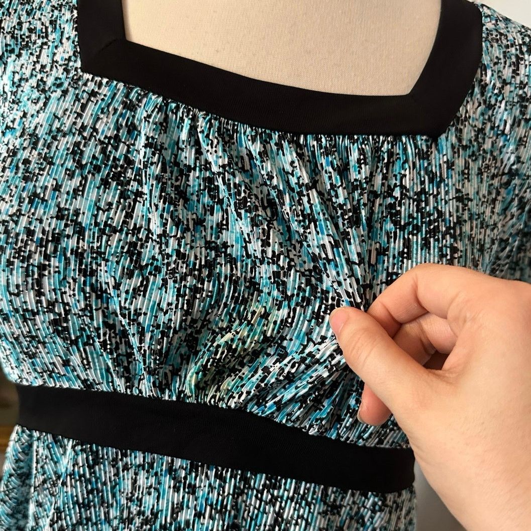 Other passports stained black blue short sleeve blouse Size S / US 4 / IT 40 - 2 Thumbnail