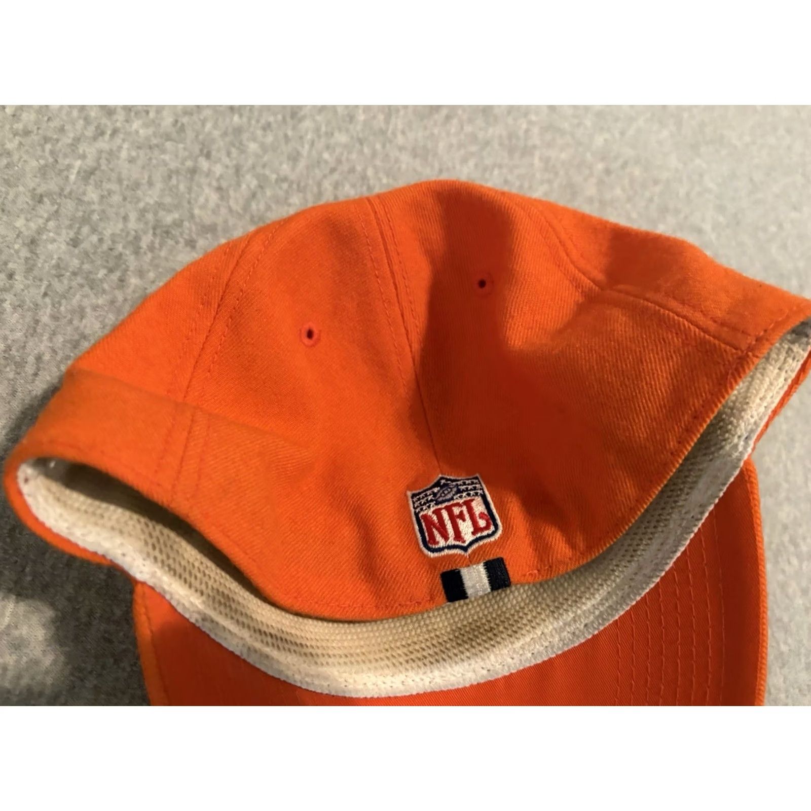 Nike VINTAGE Nike Hat Chicago Bears NFL Orange Wool Cap 7 3/8 Men Baseball Cap Orange Wool Fans 7 3/8 Mens Size ONE SIZE - 4 Thumbnail