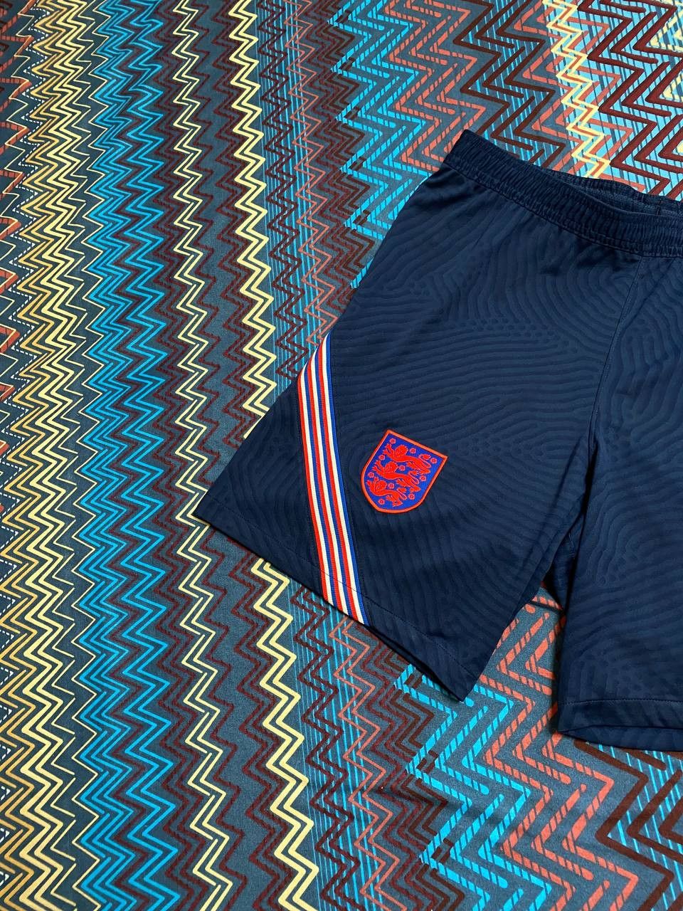 Nike shorts logo Football England Nike DRI-FIT Vintage Y2K Size US 34 / EU 50 - 3 Thumbnail