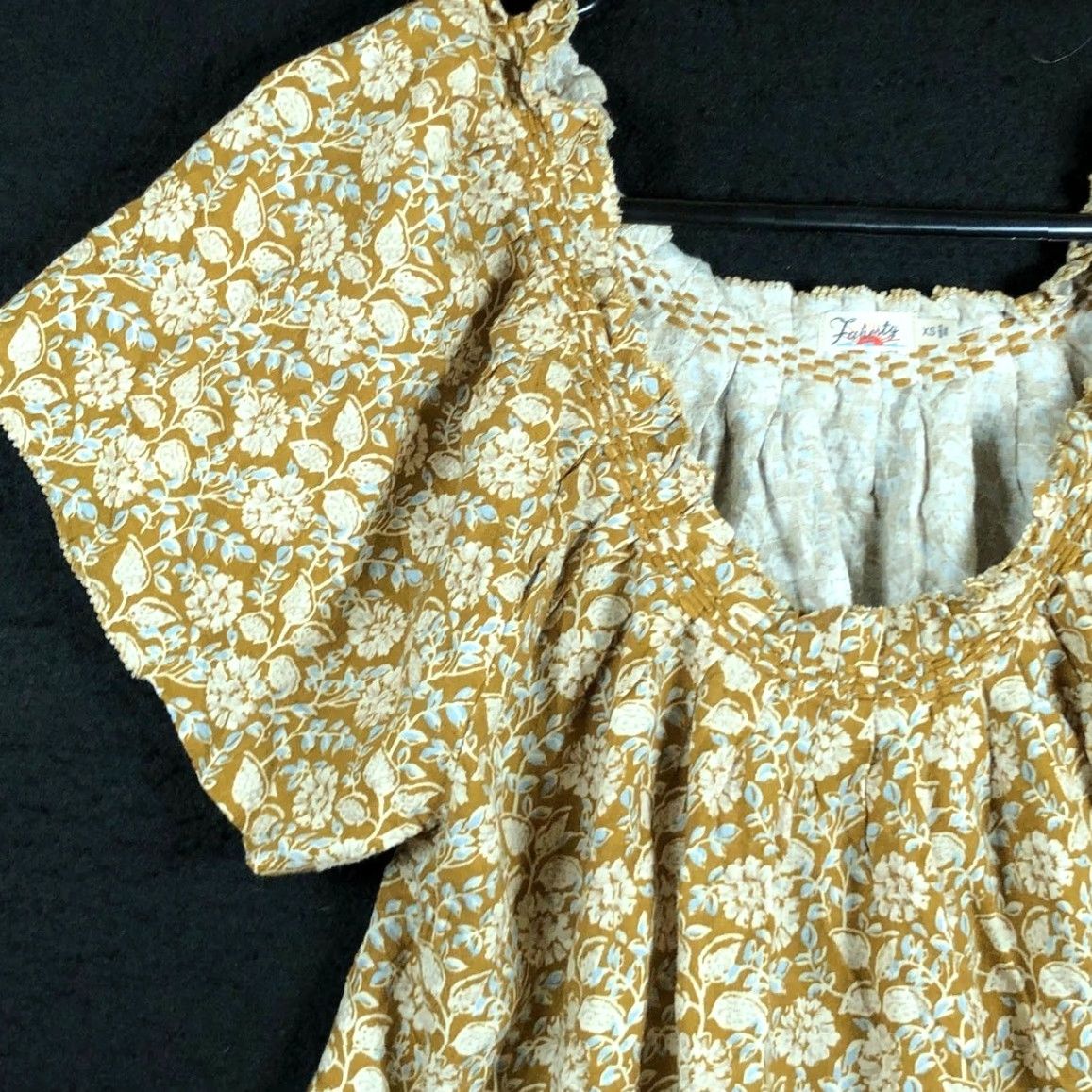 Faherty Faherty Womens Shirt Gold Annabelle Floral Linen Blend Short Sleeve XS Shirt Womens XS Gold Floral Linen Blend Short Sleeve Faherty Size XS / US 0-2 / IT 36-38 - 4 Thumbnail