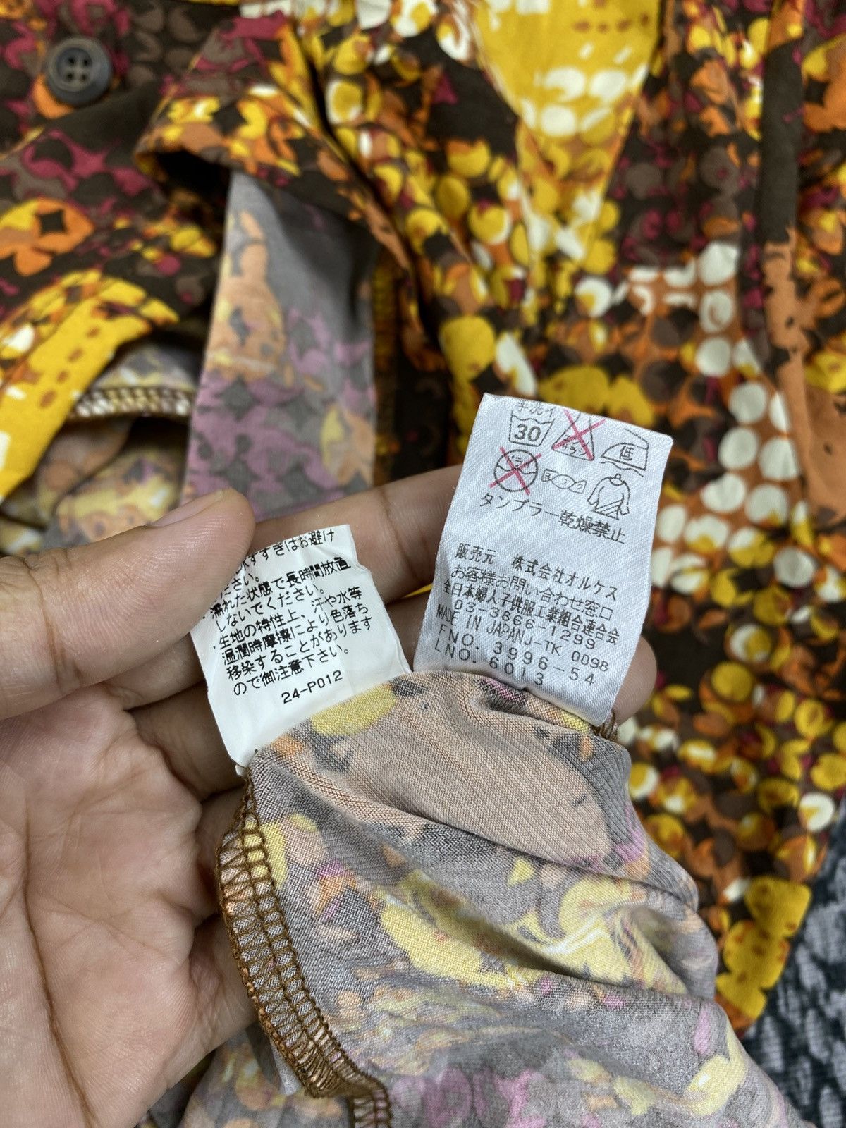Kansai Yamamoto Vintage 70s Abstract Mustard Blouse Retro Geometric Print Size M / US 6-8 / IT 42-44 - 7 Thumbnail