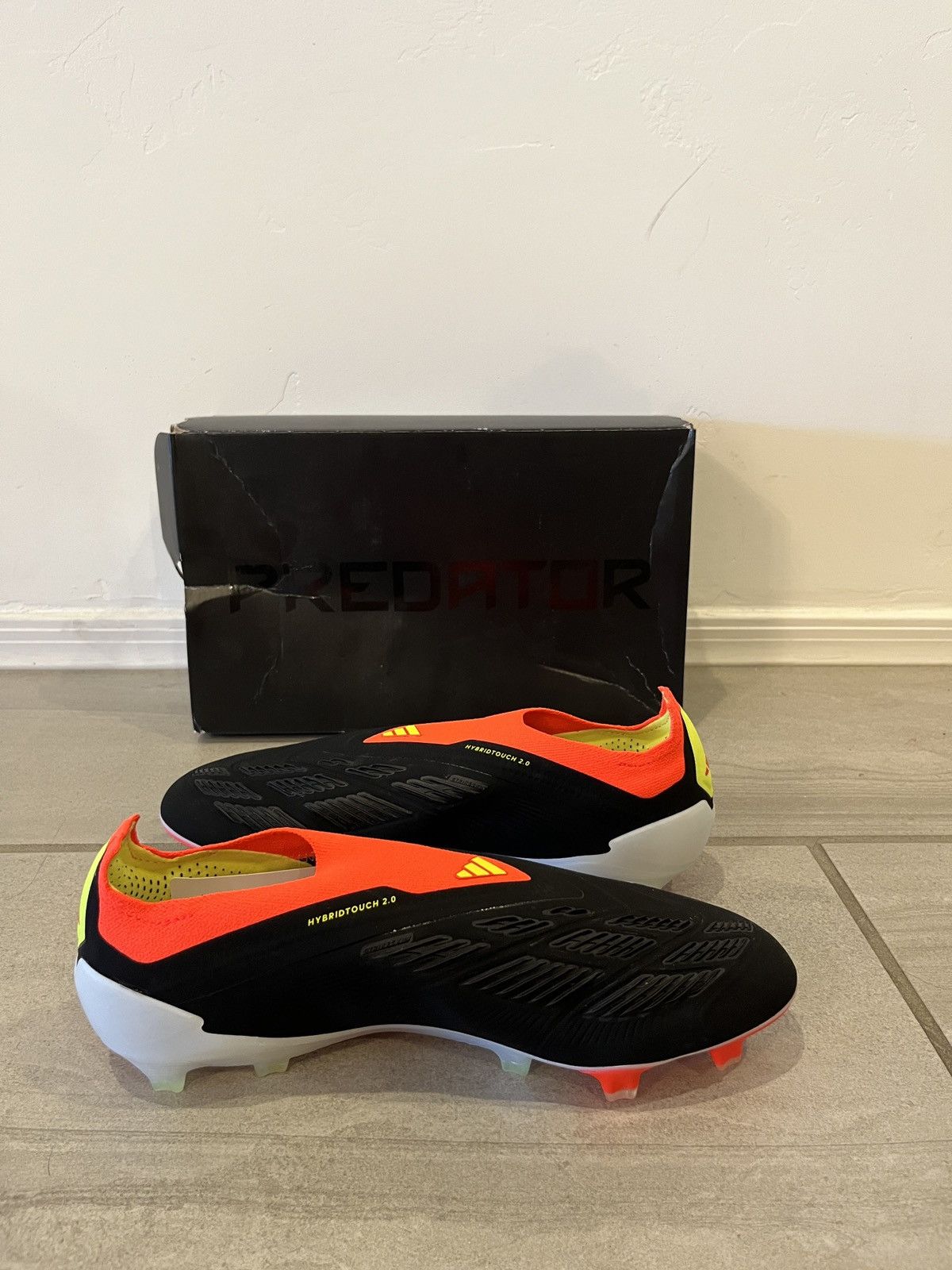 Adidas Adidas Predator Elite Laceless FG Soccer Cleats Size US 8.5 / EU 41-42 - 4 Thumbnail