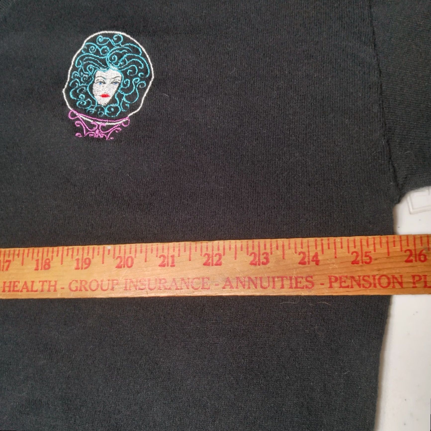 Vintage VINTAGE Haunted Mansion Madame Leota Sweater Women 2X Old Navy Black V Neck Halloween Size XXL / US 16-18 / IT 52-54 - 5 Thumbnail