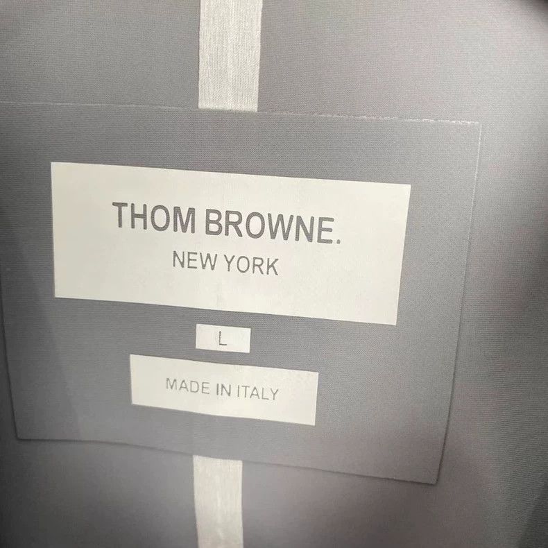 Thom Browne Thom Browne size3 One piece of striped rubber process hoode Size US L / EU 52-54 / 3 - 3 Thumbnail