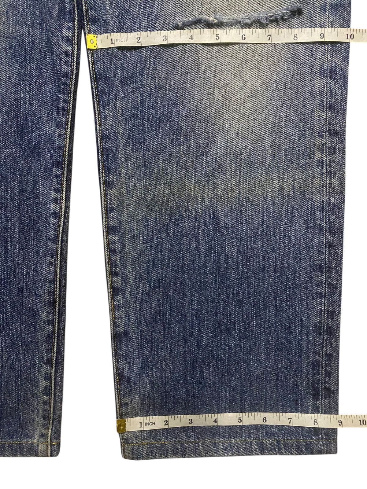 Japanese Brand Vintage Japanese Brand Uniqlo Mud Wash Distressed Jeans Size US 36 / EU 52 - 12 Thumbnail