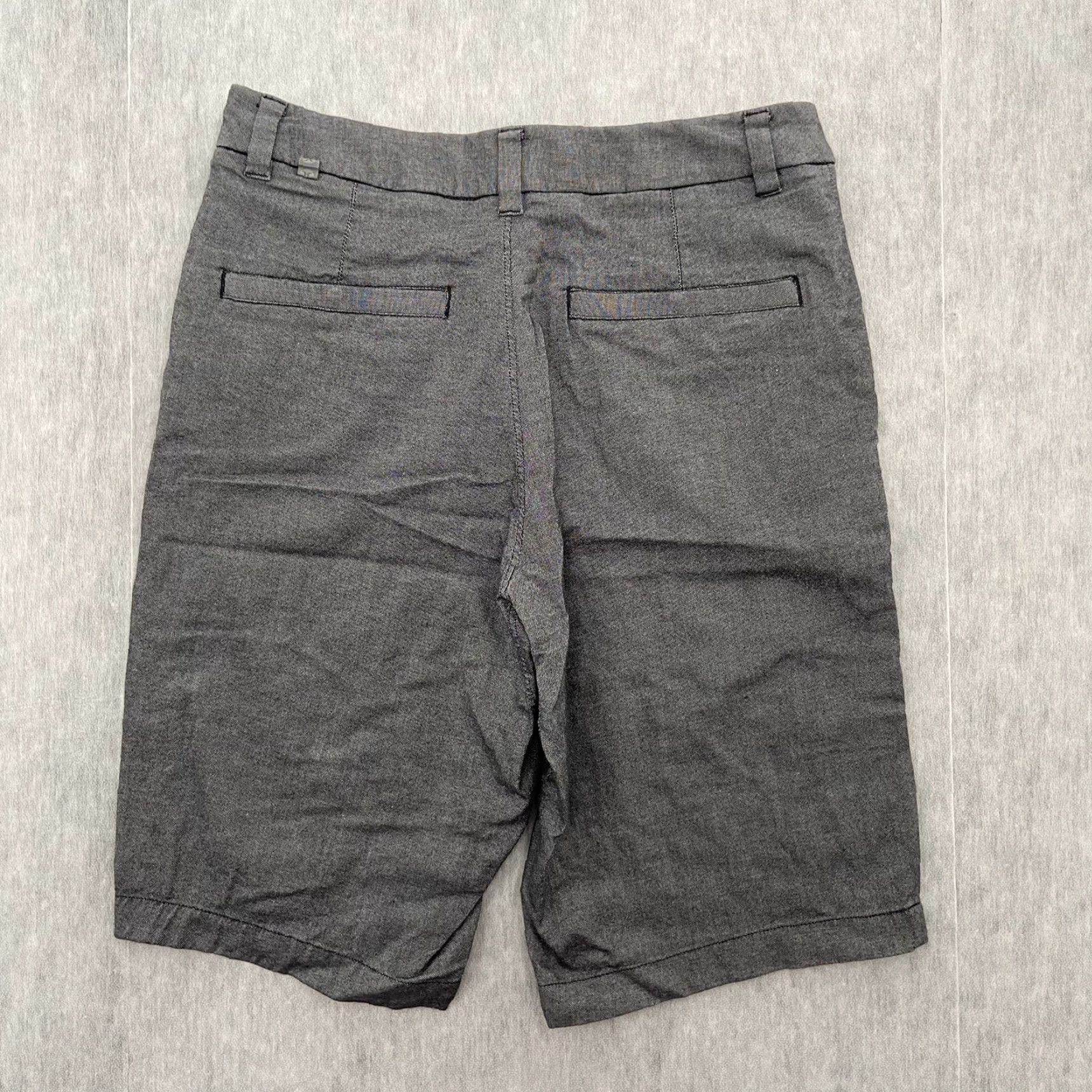 Lululemon Lululemon Shorts Adult Size 28 Gray Commission Classic Side Zip Pocket Logo Mens Size 28 Size US 28 / EU 44 - 2 Thumbnail