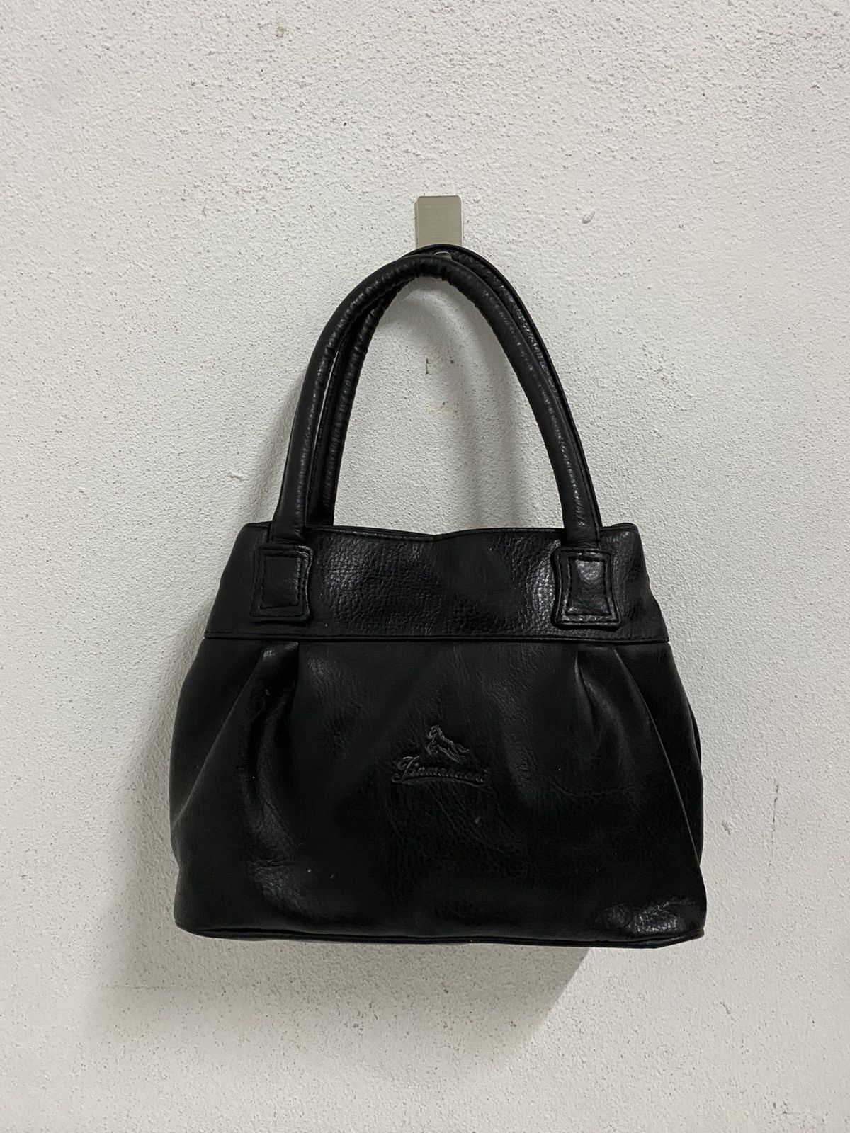 Vintage Black Leather Handbag Size ONE SIZE - 2 Thumbnail